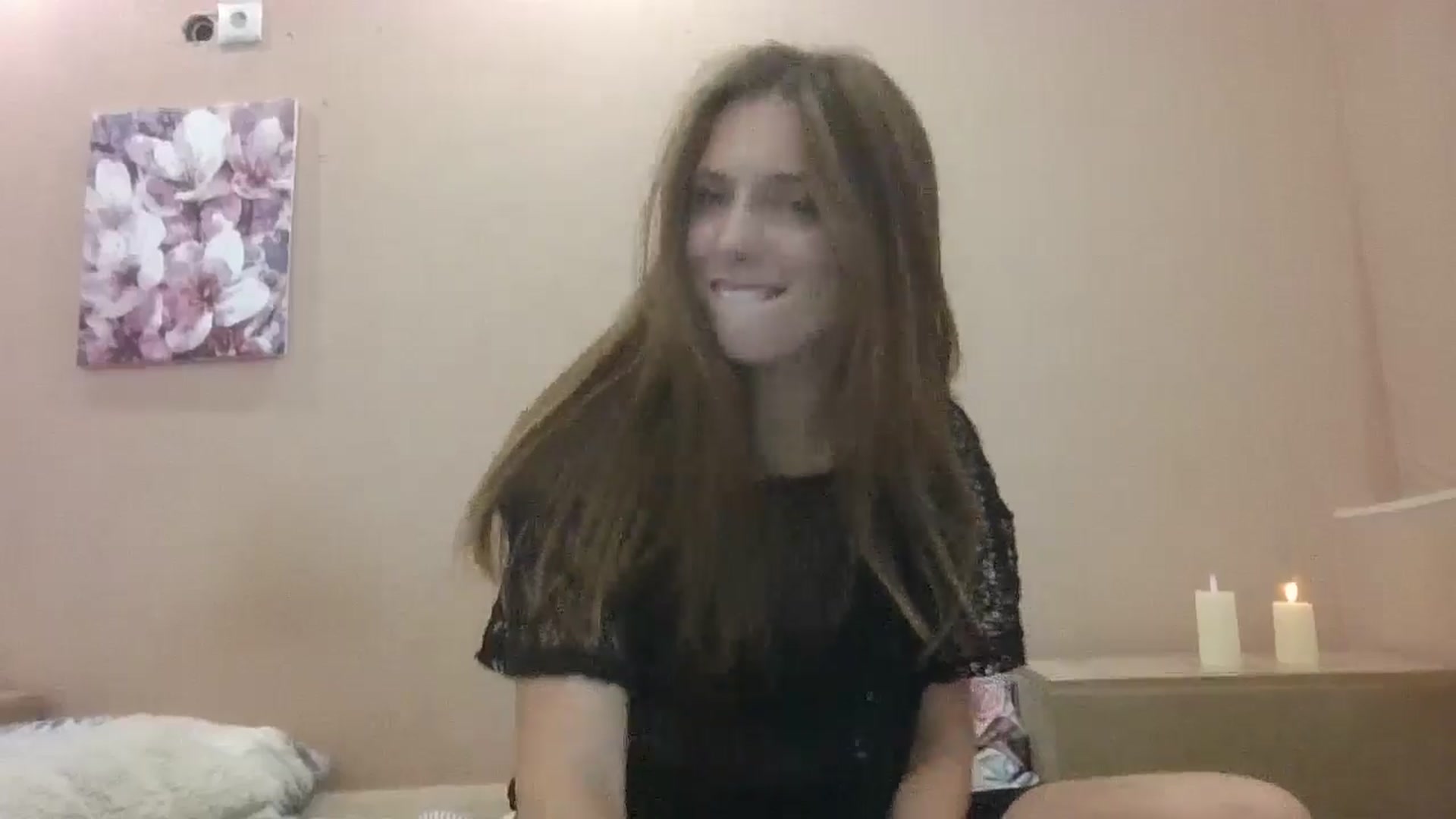 Gallery image thumbnail from HaleyReed's myfreecams stream on, 09/21/2024, 15:07 image 7 of 20