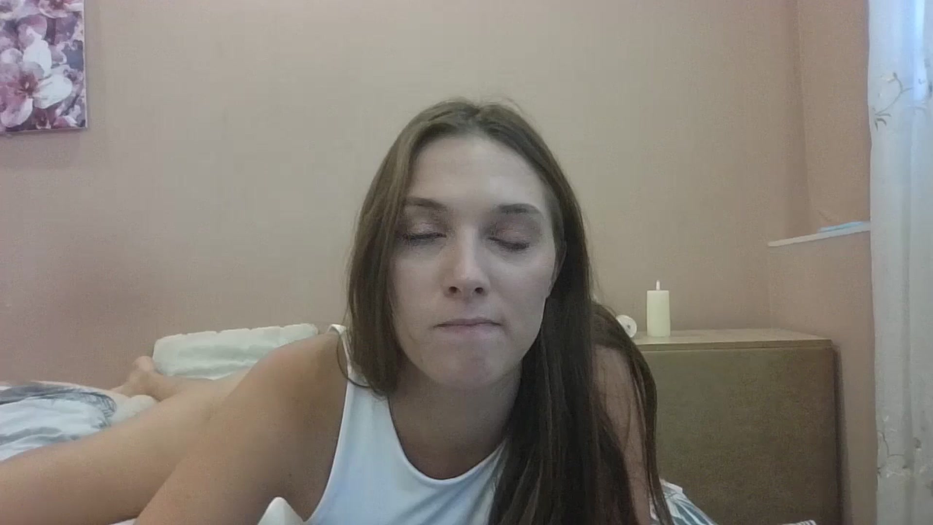 Gallery image thumbnail from HaleyReed's myfreecams stream on, 10/02/2024, 11:23 image 1 of 20