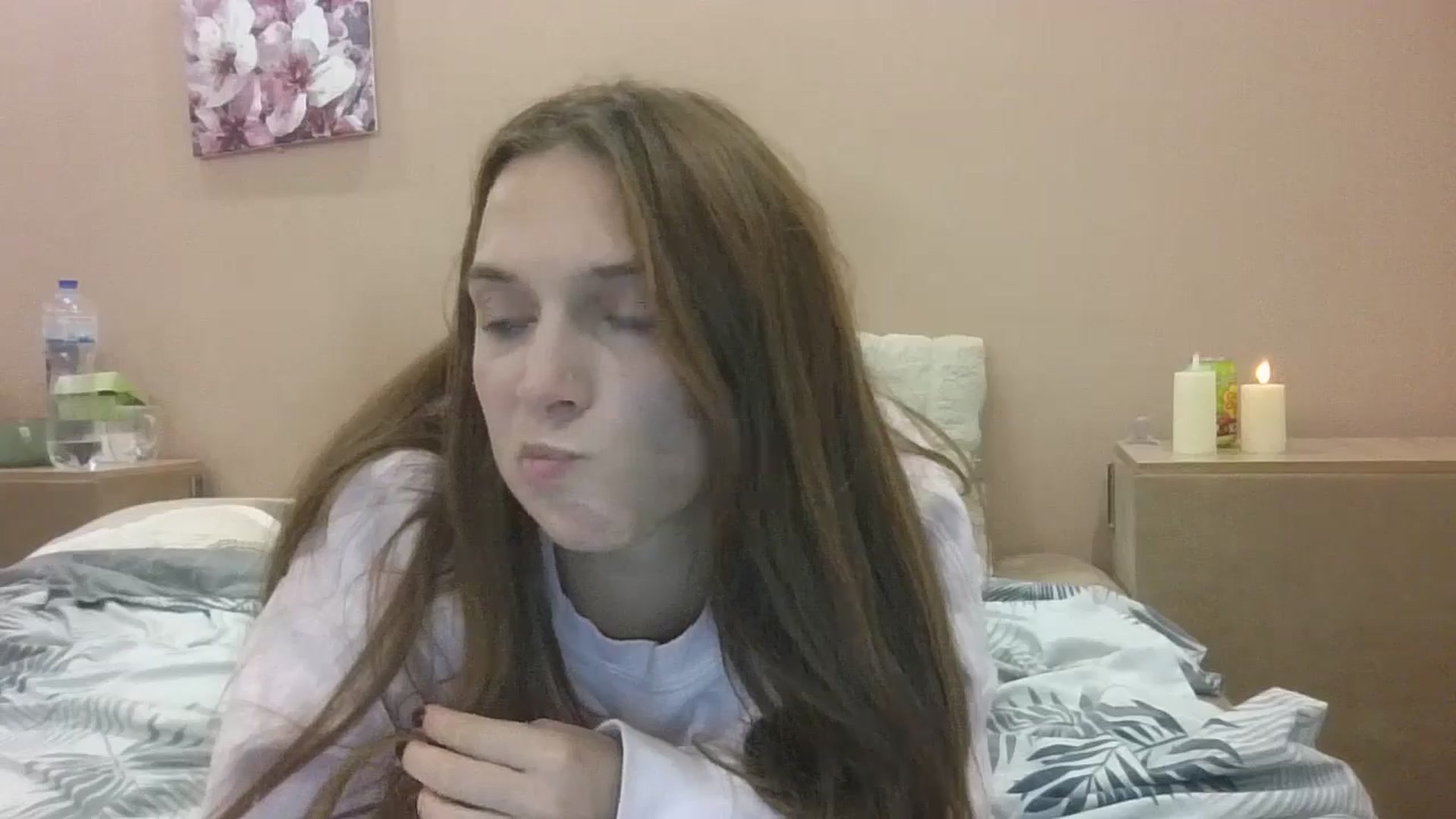Gallery image thumbnail from HaleyReed's myfreecams stream on, 10/02/2024, 15:54 image 5 of 20