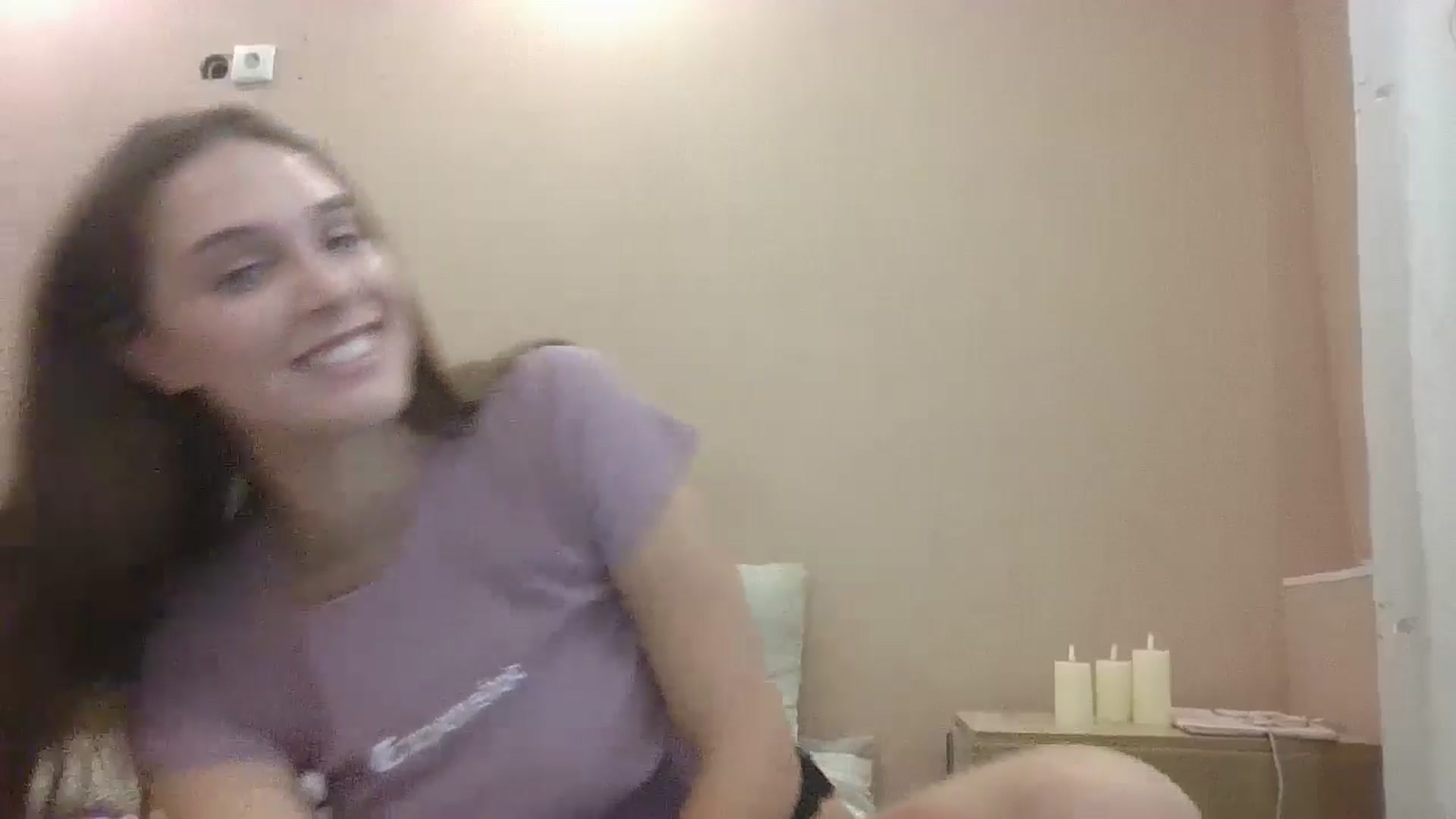 Gallery image thumbnail from HaleyReed's myfreecams stream on, 10/05/2024, 12:01 image 2 of 20