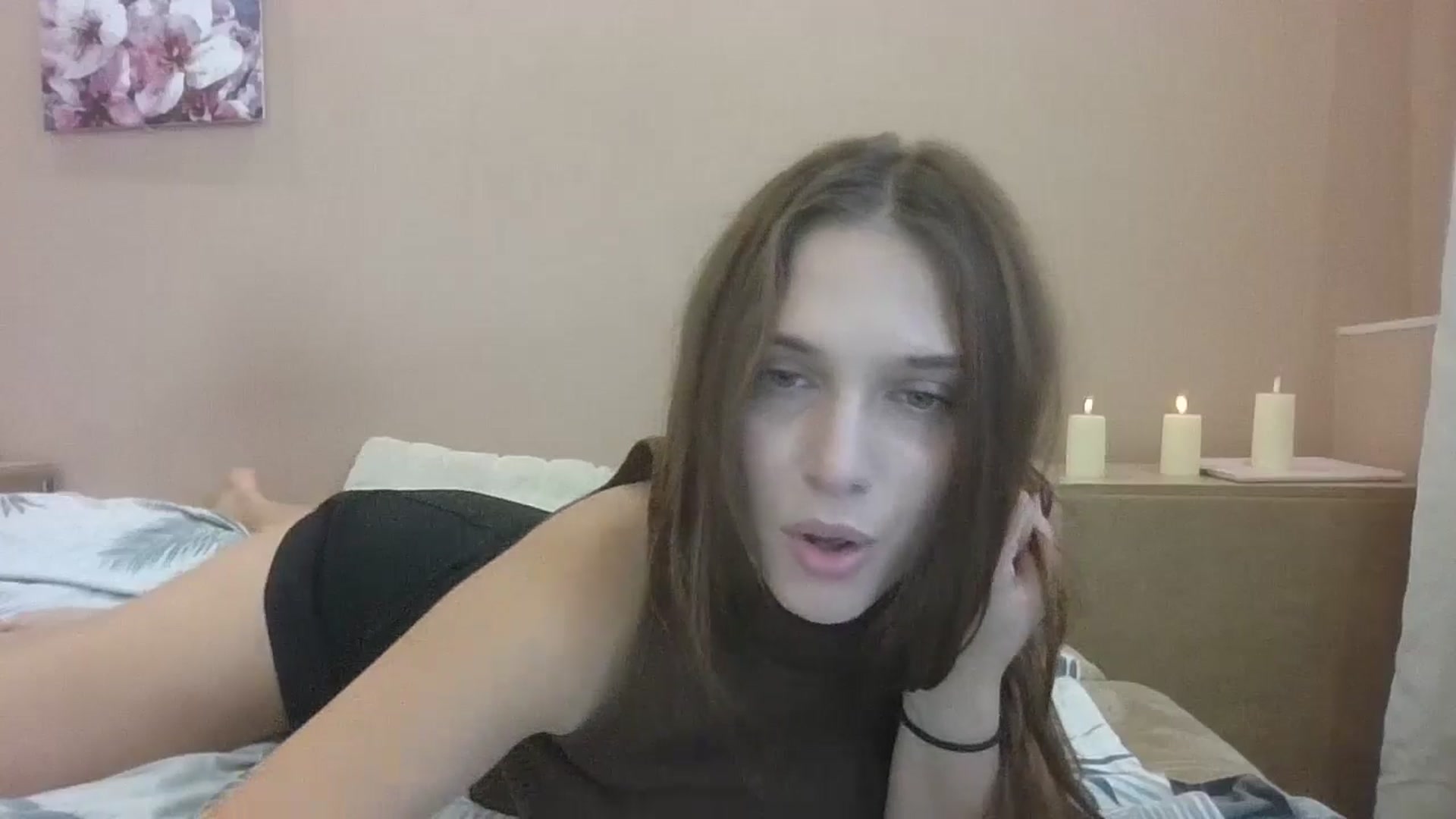 Gallery image thumbnail from HaleyReed's myfreecams stream on, 10/06/2024, 11:42 image 6 of 20