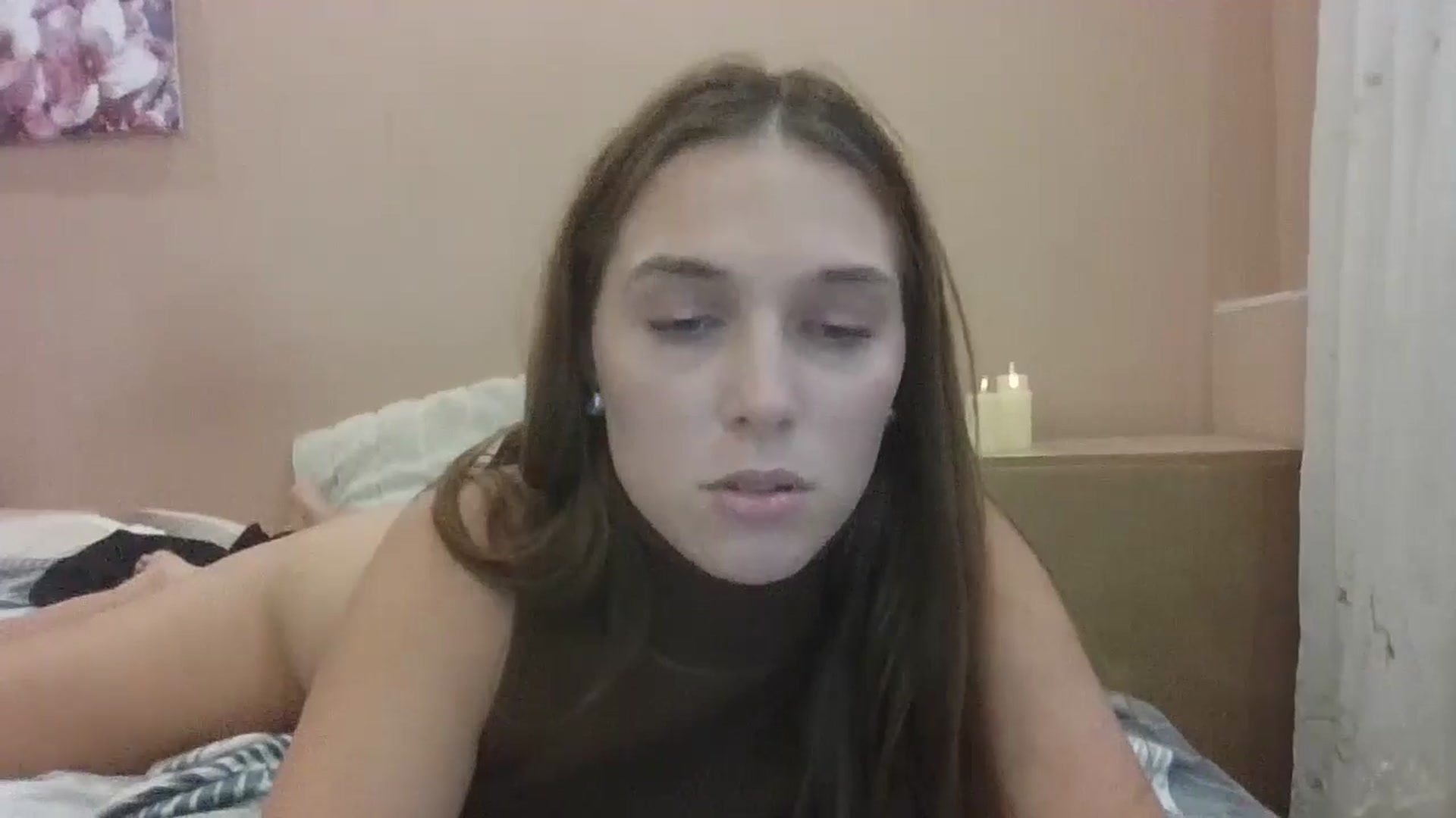 Gallery image thumbnail from HaleyReed's myfreecams stream on, 10/06/2024, 14:31 image 2 of 20