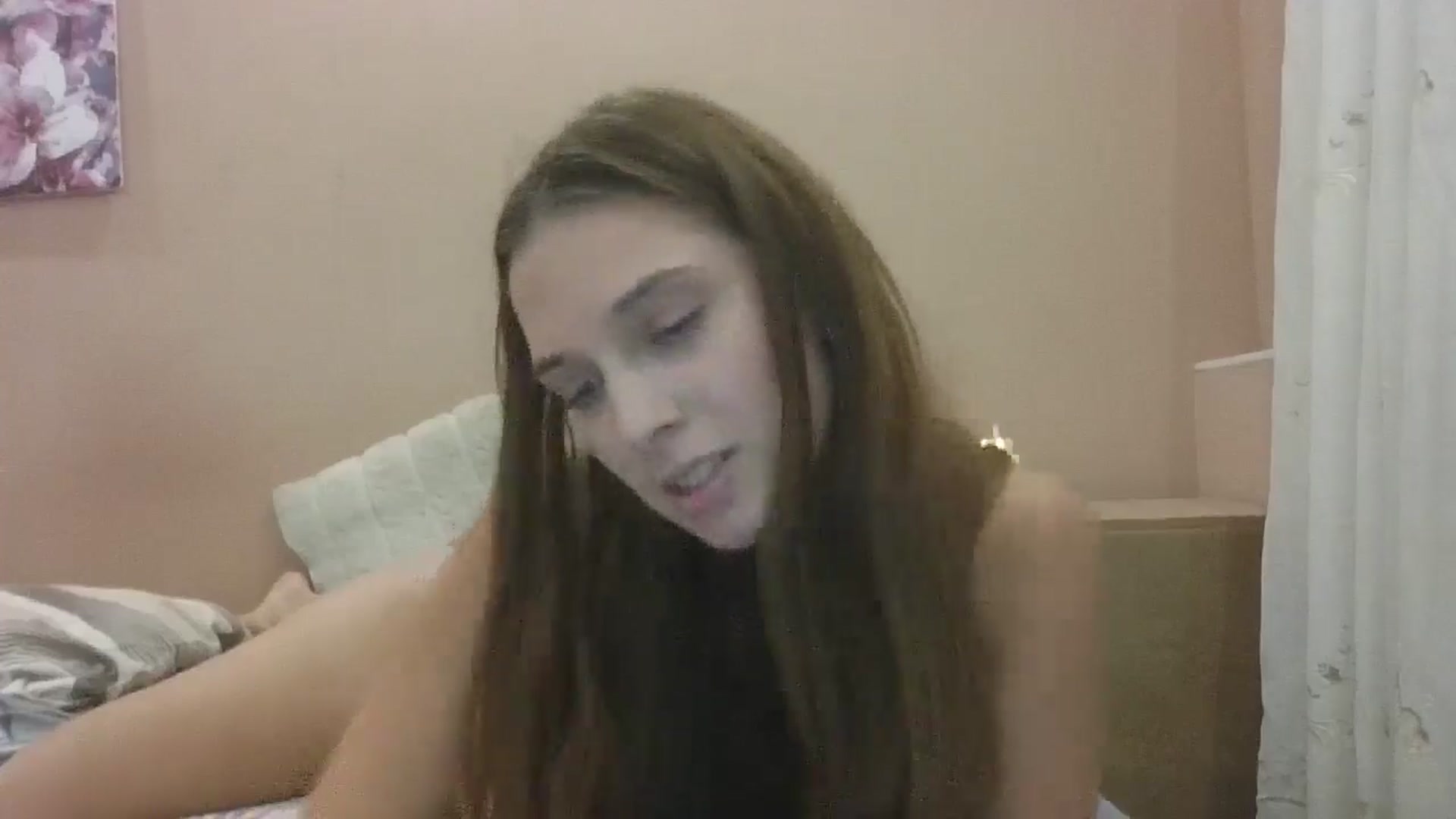 Gallery image thumbnail from HaleyReed's myfreecams stream on, 10/06/2024, 14:48 image 10 of 20