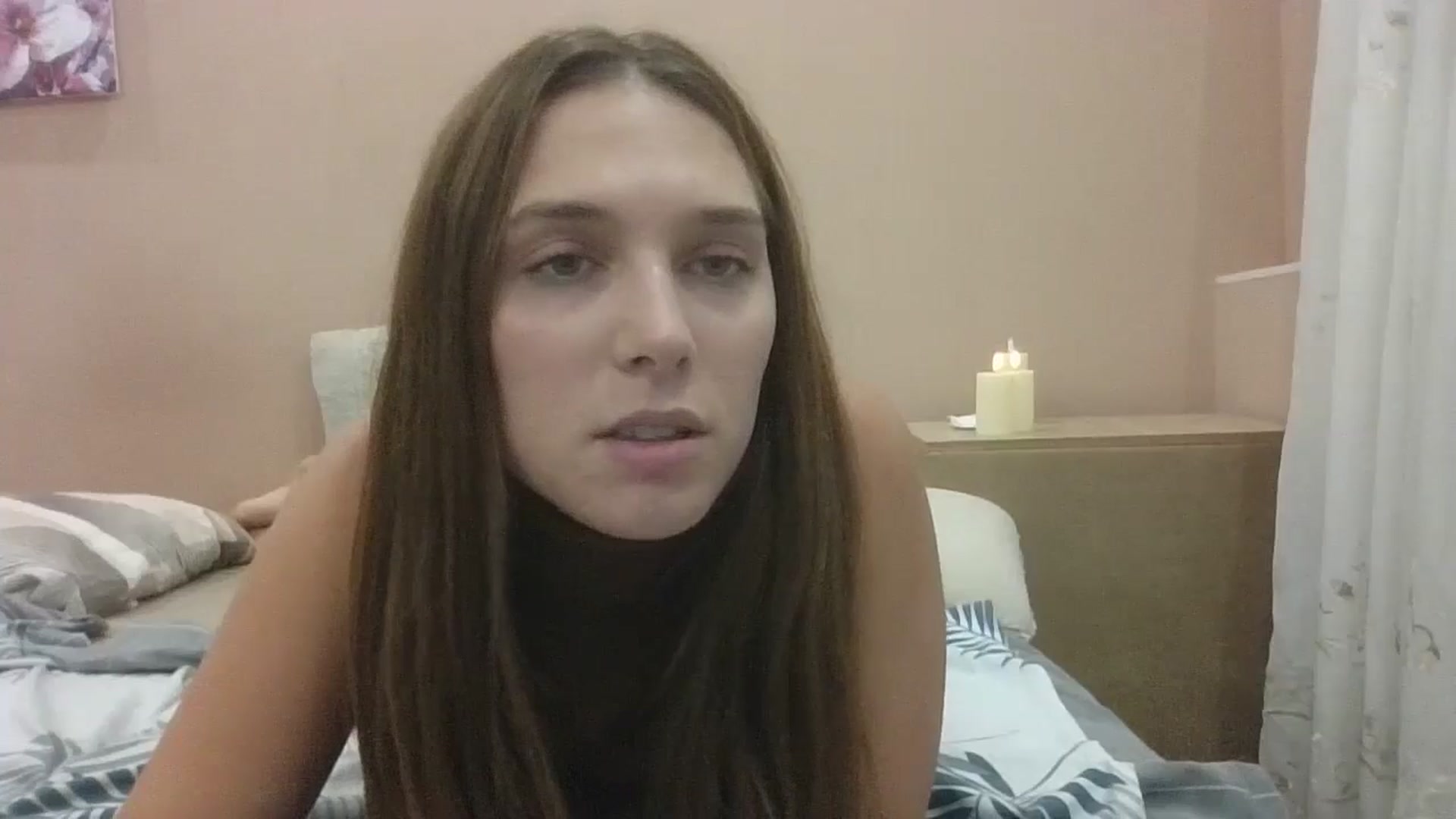 Gallery image thumbnail from HaleyReed's myfreecams stream on, 10/06/2024, 16:00 image 2 of 20