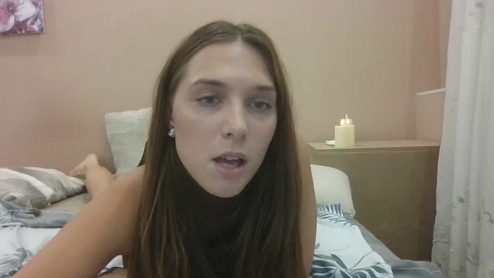 Gallery image thumbnail from HaleyReed's myfreecams stream on, 10/06/2024, 16:00 image 4 of 20