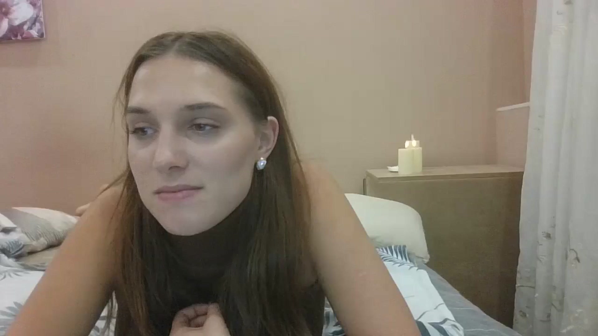 Gallery image thumbnail from HaleyReed's myfreecams stream on, 10/06/2024, 16:00 image 11 of 20