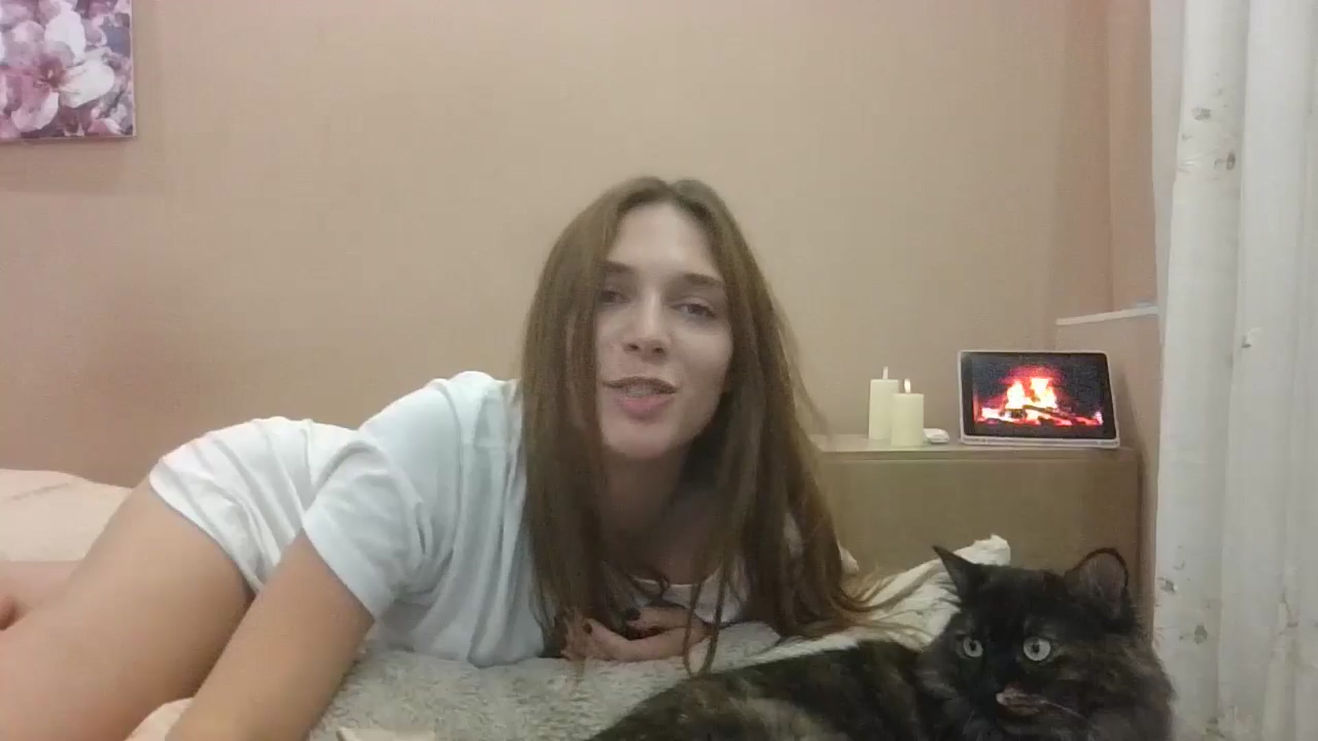 Gallery image thumbnail from HaleyReed's myfreecams stream on, 10/07/2024, 15:43 image 8 of 20