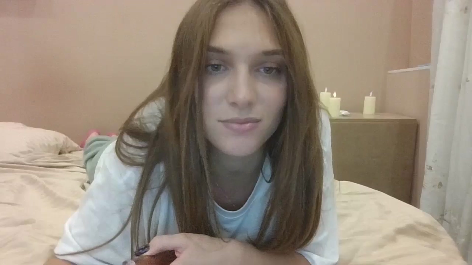 Gallery image thumbnail from HaleyReed's myfreecams stream on, 10/07/2024, 15:43 image 4 of 20