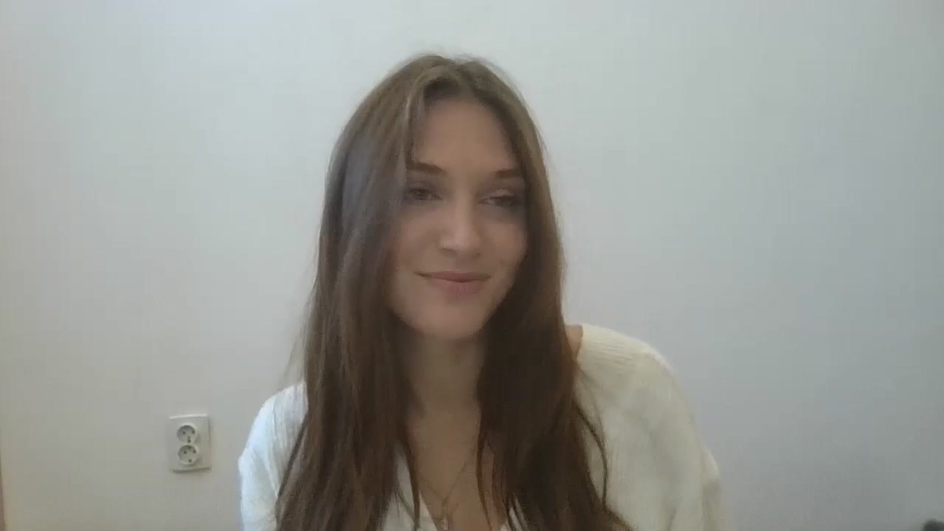 Gallery image thumbnail from HaleyReed's myfreecams stream on, 10/09/2024, 11:35 image 5 of 20
