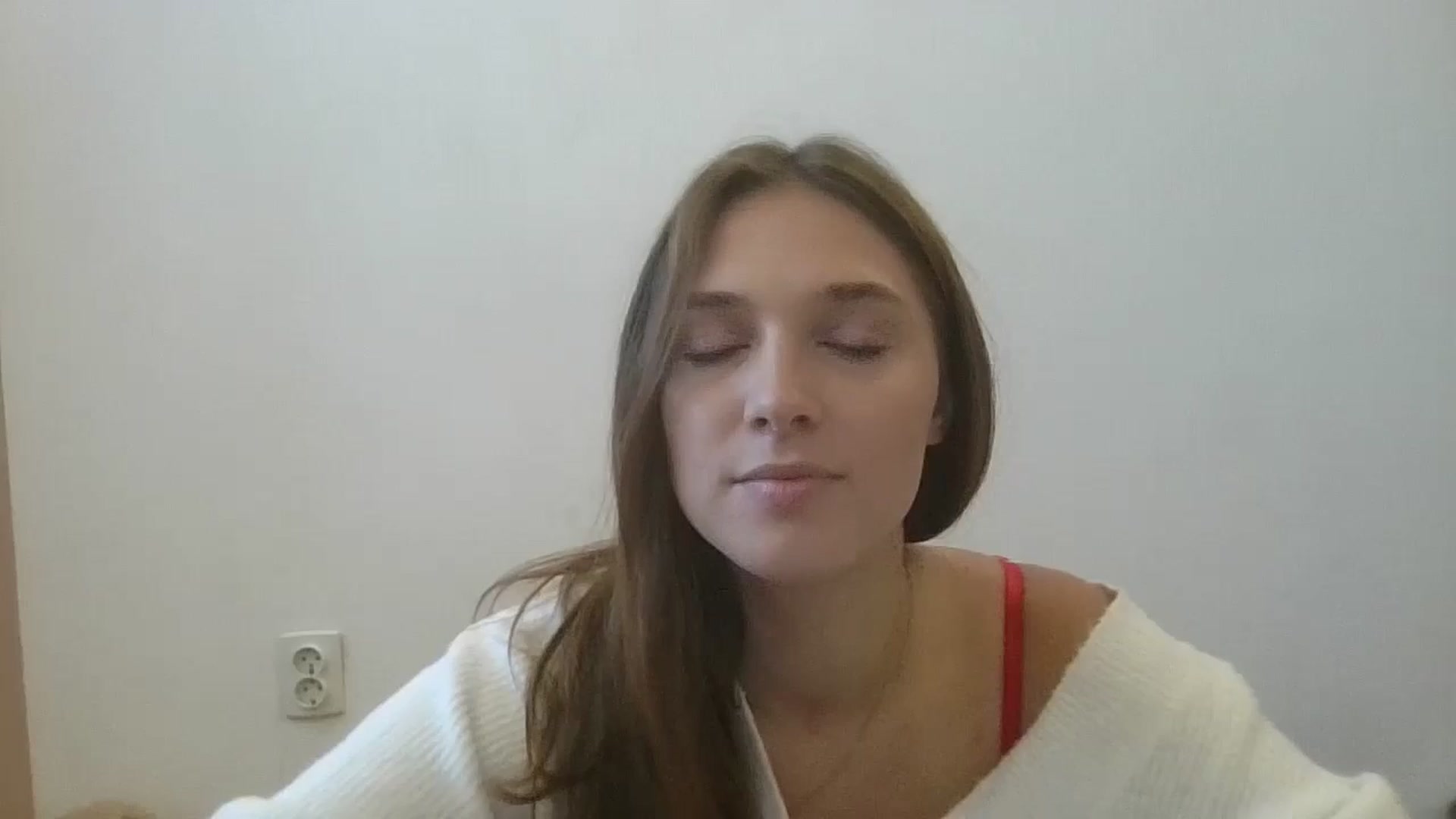 Gallery image thumbnail from HaleyReed's myfreecams stream on, 10/09/2024, 11:35 image 12 of 20