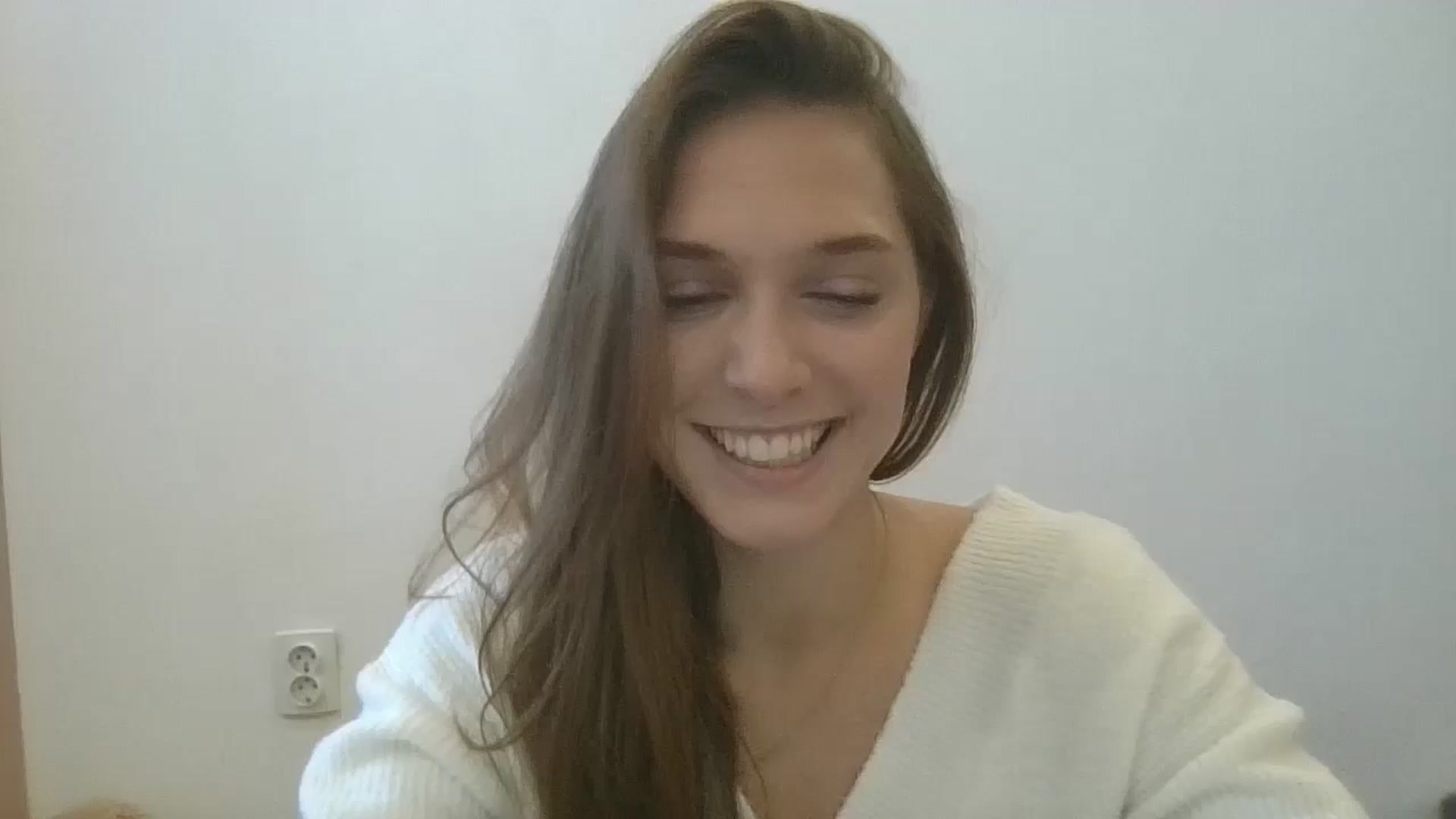 Gallery image thumbnail from HaleyReed's myfreecams stream on, 10/09/2024, 11:35 image 16 of 20