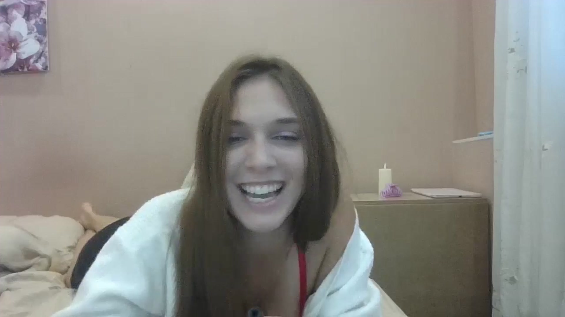 Gallery image thumbnail from HaleyReed's myfreecams stream on, 10/09/2024, 12:43 image 5 of 20