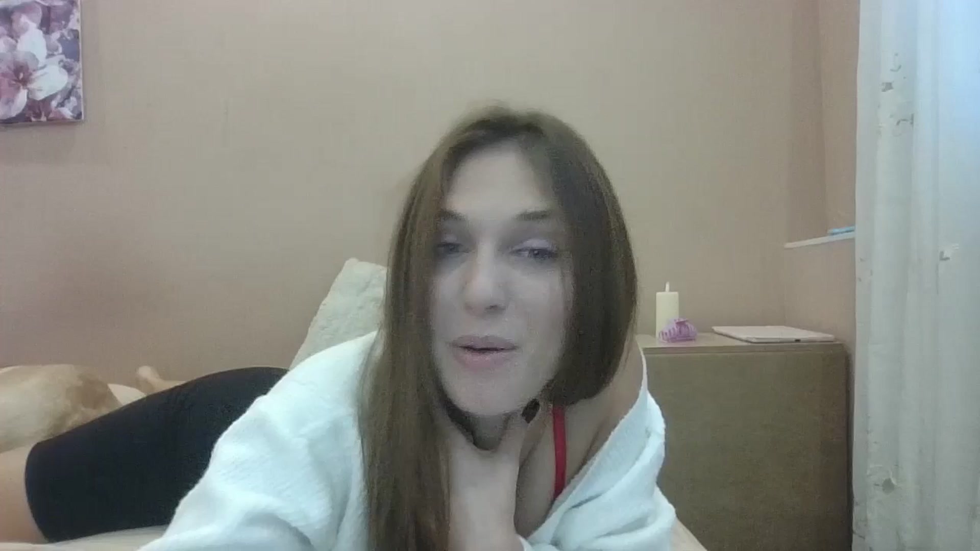 Gallery image thumbnail from HaleyReed's myfreecams stream on, 10/09/2024, 12:43 image 3 of 20