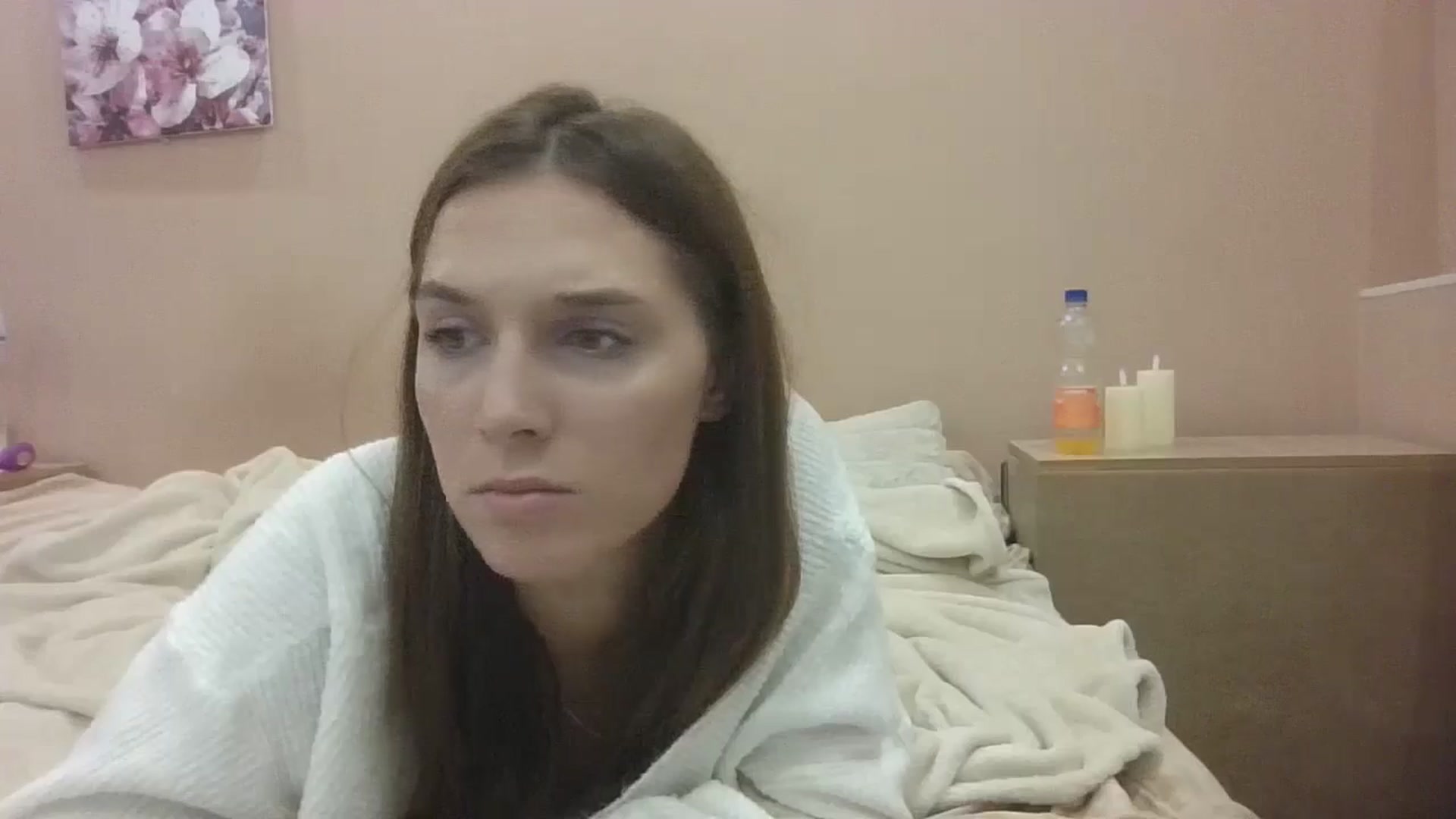 Gallery image thumbnail from HaleyReed's myfreecams stream on, 10/09/2024, 15:20 image 14 of 20