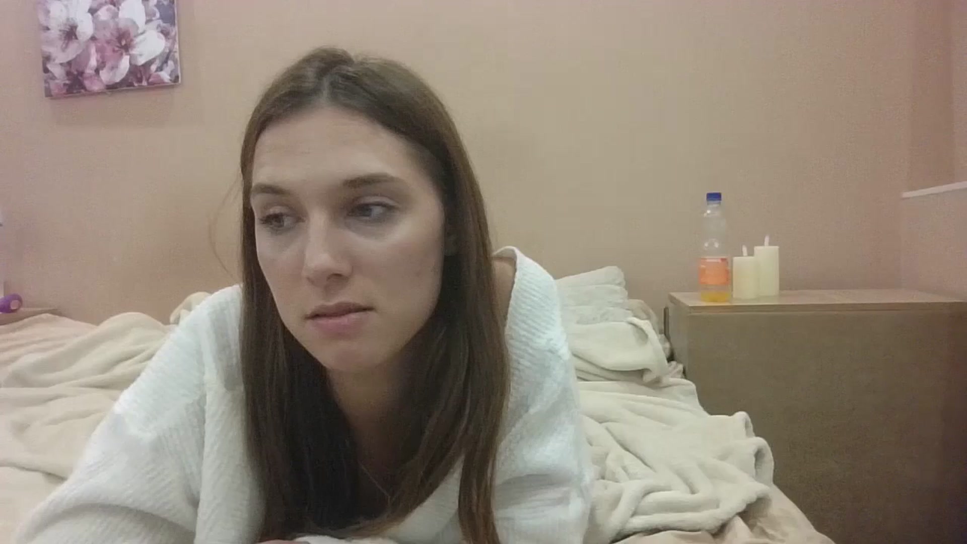 Gallery image thumbnail from HaleyReed's myfreecams stream on, 10/09/2024, 15:20 image 15 of 20