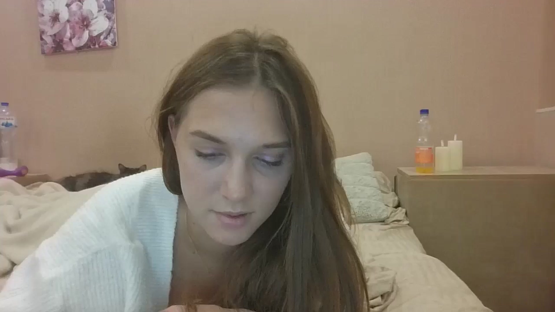 Gallery image thumbnail from HaleyReed's myfreecams stream on, 10/09/2024, 16:23 image 14 of 20