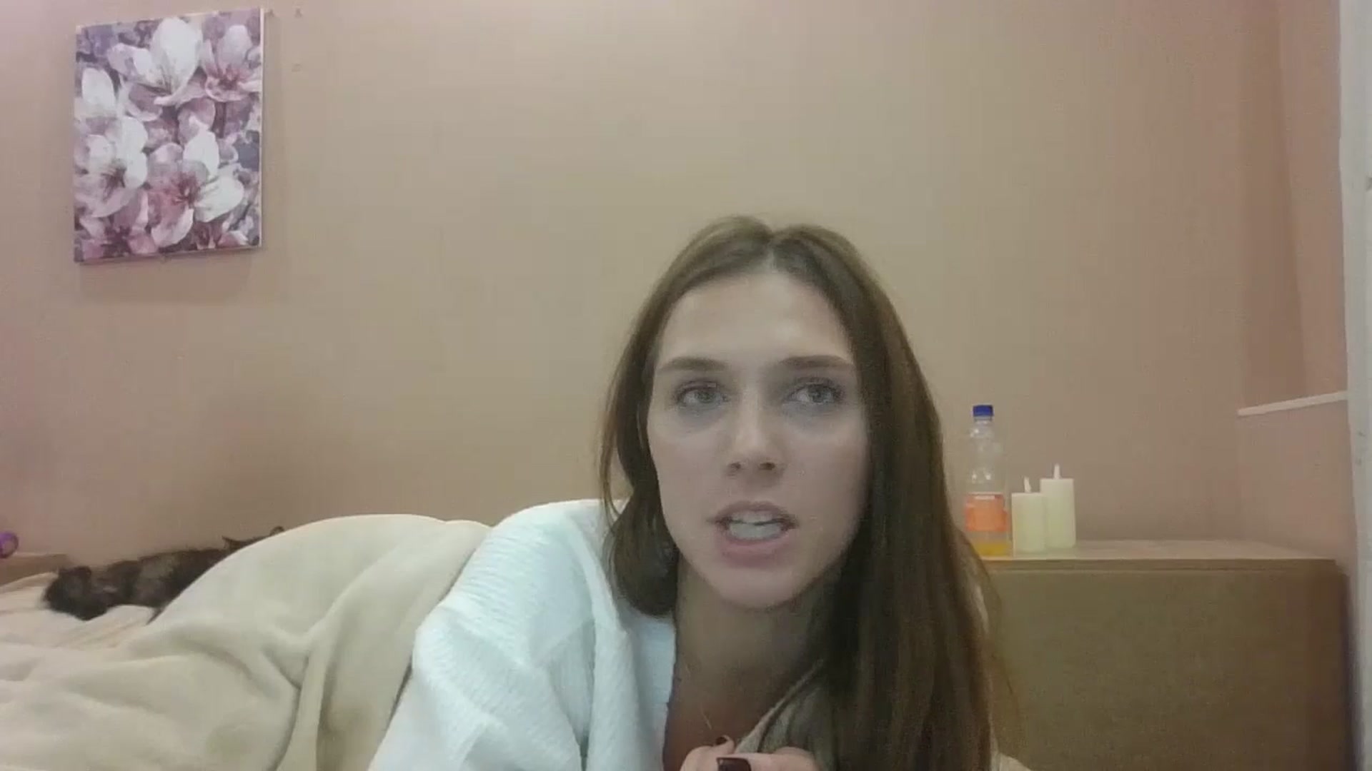 Gallery image thumbnail from HaleyReed's myfreecams stream on, 10/09/2024, 16:23 image 17 of 20