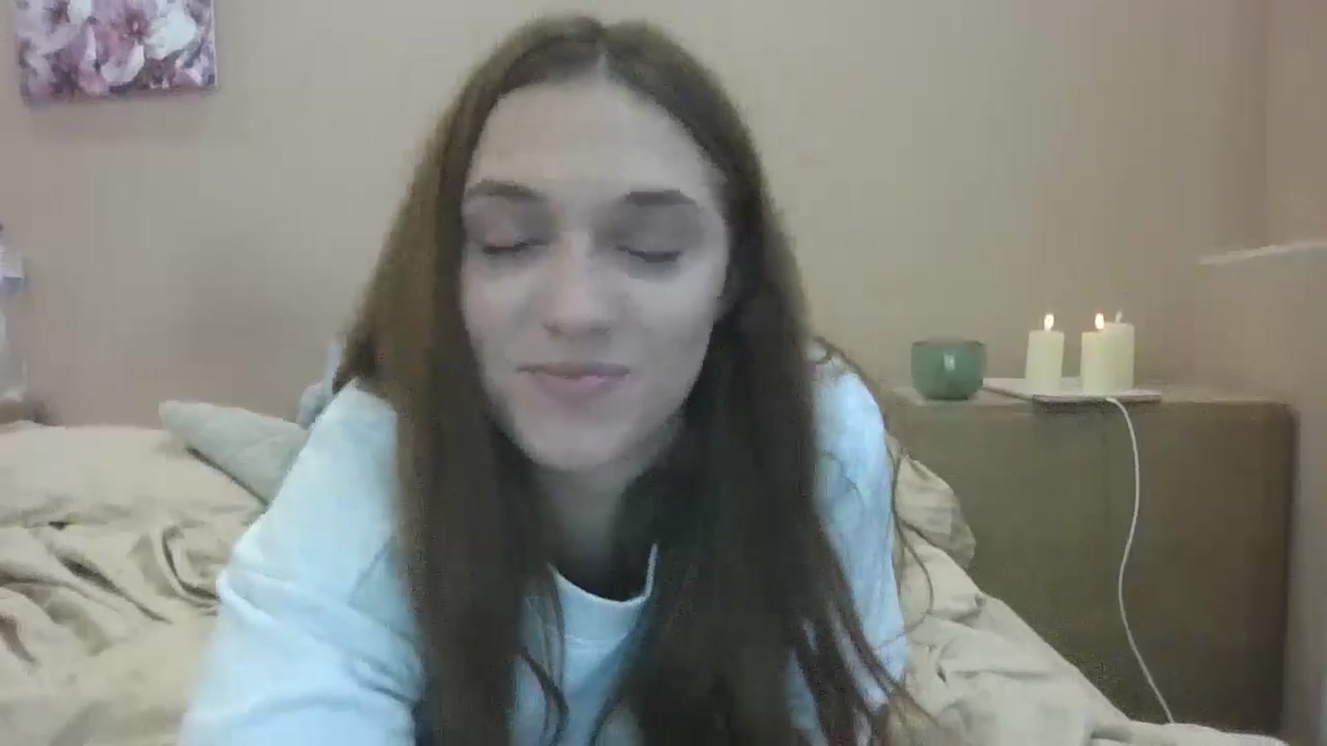 Gallery image thumbnail from HaleyReed's myfreecams stream on, 10/10/2024, 13:30 image 15 of 20