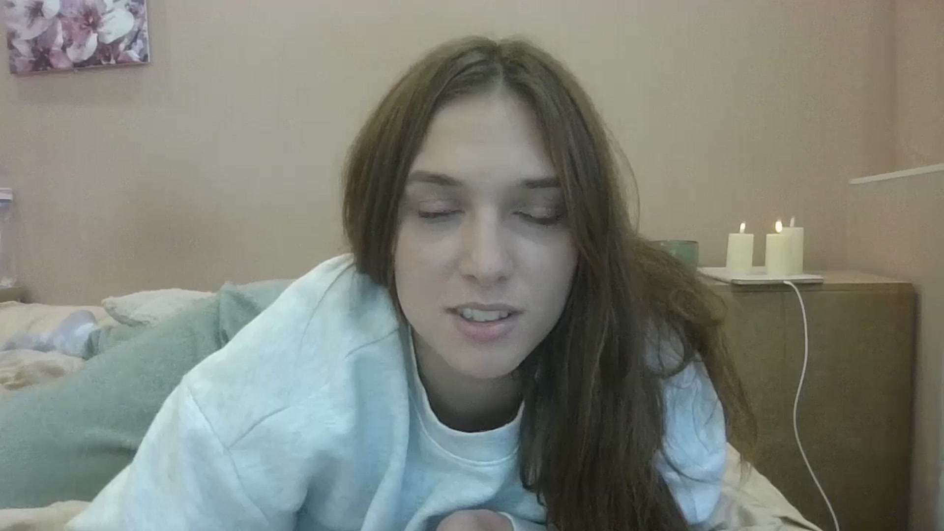 Gallery image thumbnail from HaleyReed's myfreecams stream on, 10/10/2024, 13:30 image 20 of 20