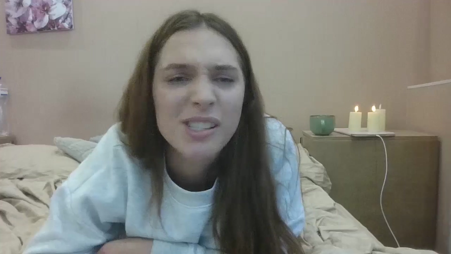 Gallery image thumbnail from HaleyReed's myfreecams stream on, 10/10/2024, 13:30 image 13 of 20