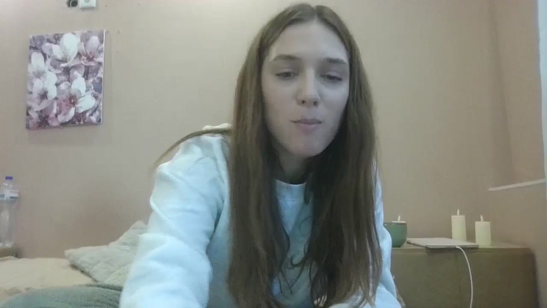 Gallery image thumbnail from HaleyReed's myfreecams stream on, 10/10/2024, 13:30 image 3 of 20