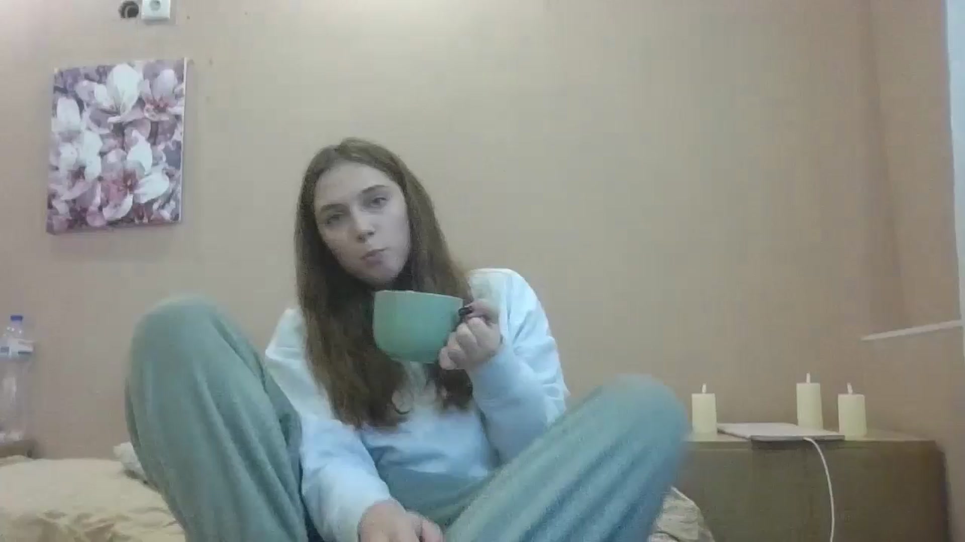 Gallery image thumbnail from HaleyReed's myfreecams stream on, 10/10/2024, 13:30 image 5 of 20