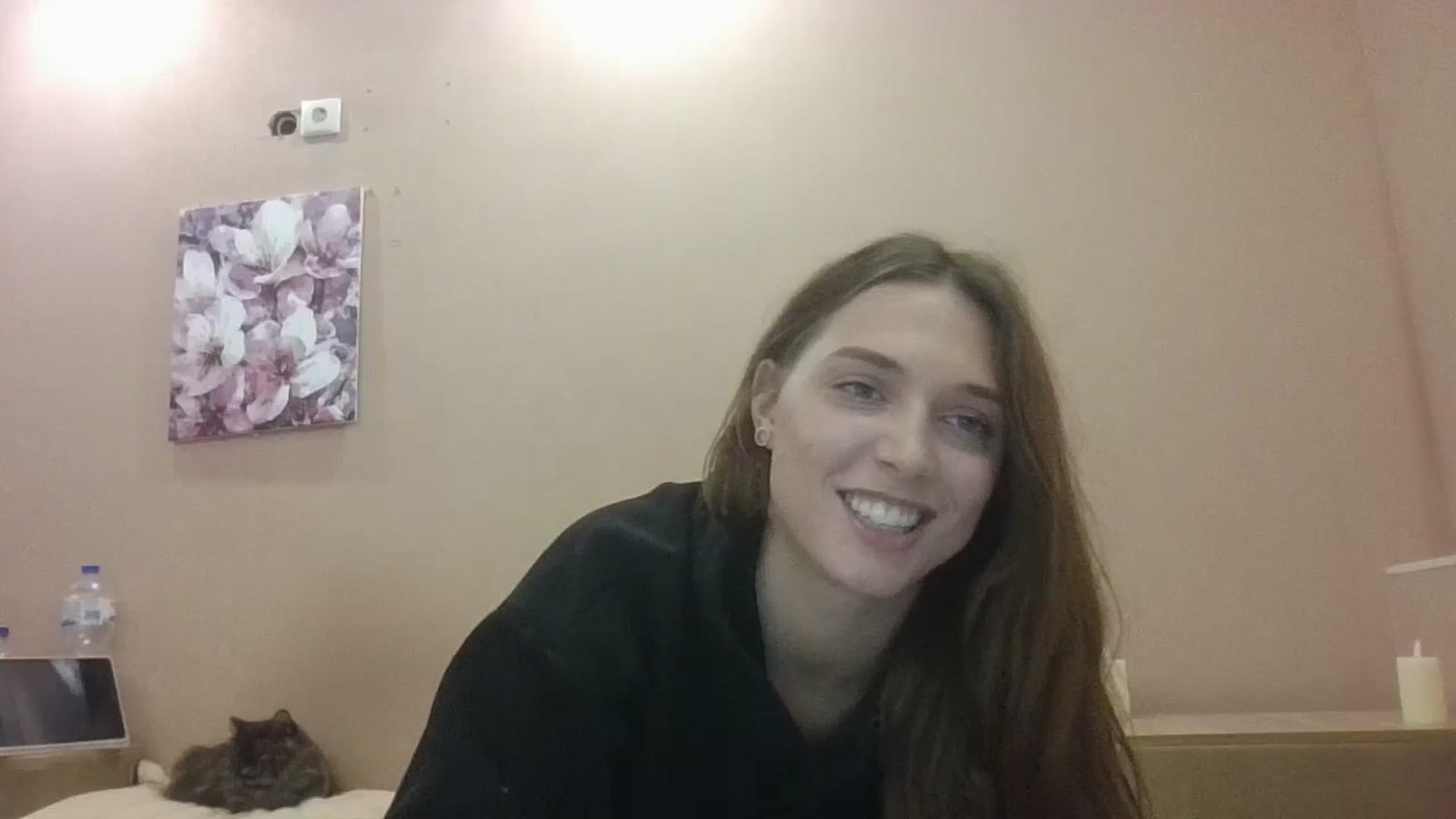 Gallery image thumbnail from HaleyReed's myfreecams stream on, 10/13/2024, 15:04 image 13 of 20