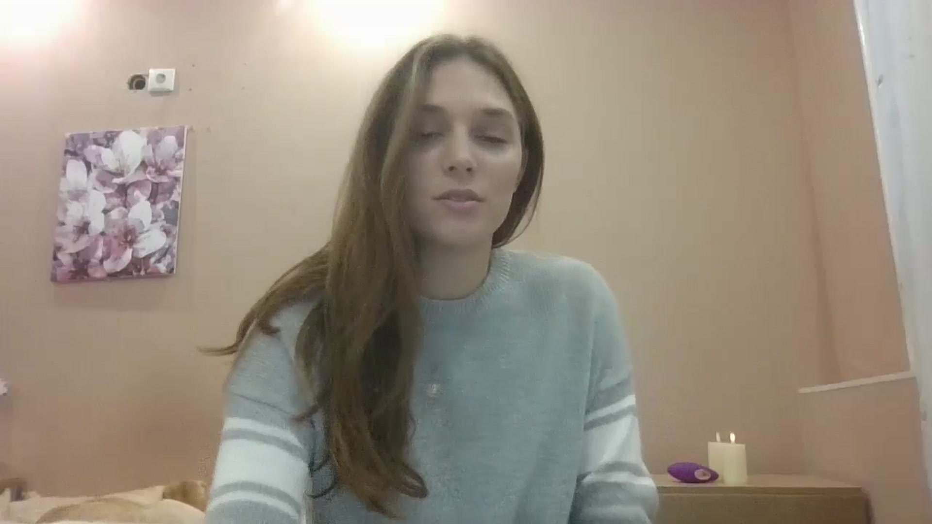 Gallery image thumbnail from HaleyReed's myfreecams stream on, 10/14/2024, 12:03 image 14 of 20