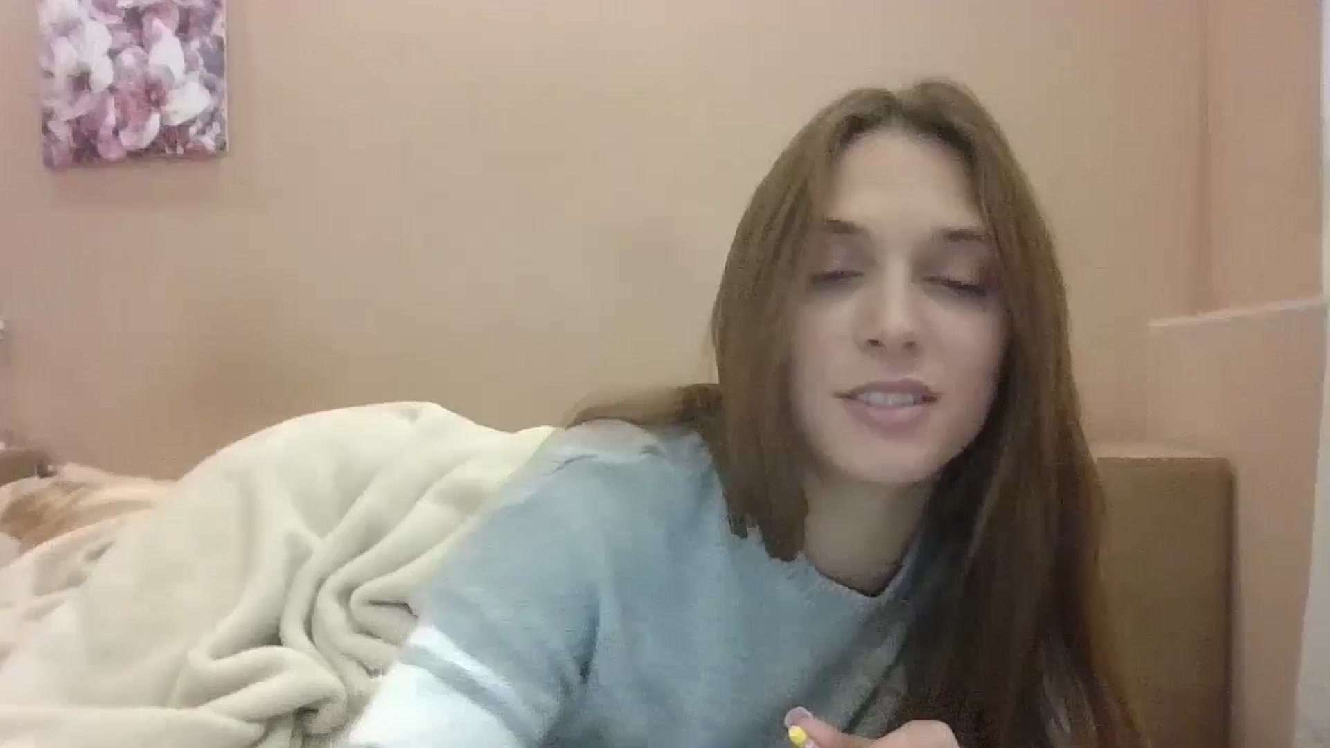Gallery image thumbnail from HaleyReed's myfreecams stream on, 10/14/2024, 12:31 image 16 of 20