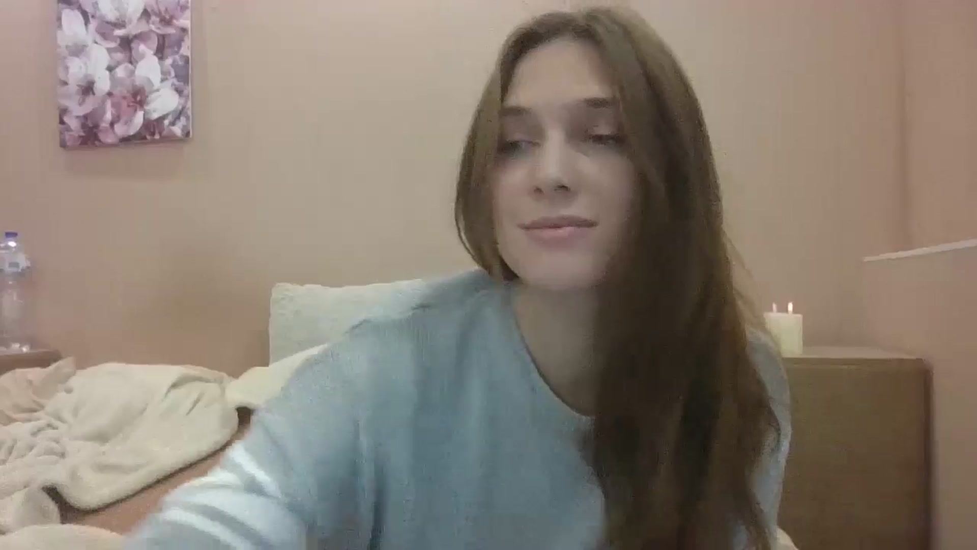 Gallery image thumbnail from HaleyReed's myfreecams stream on, 10/14/2024, 14:04 image 3 of 20