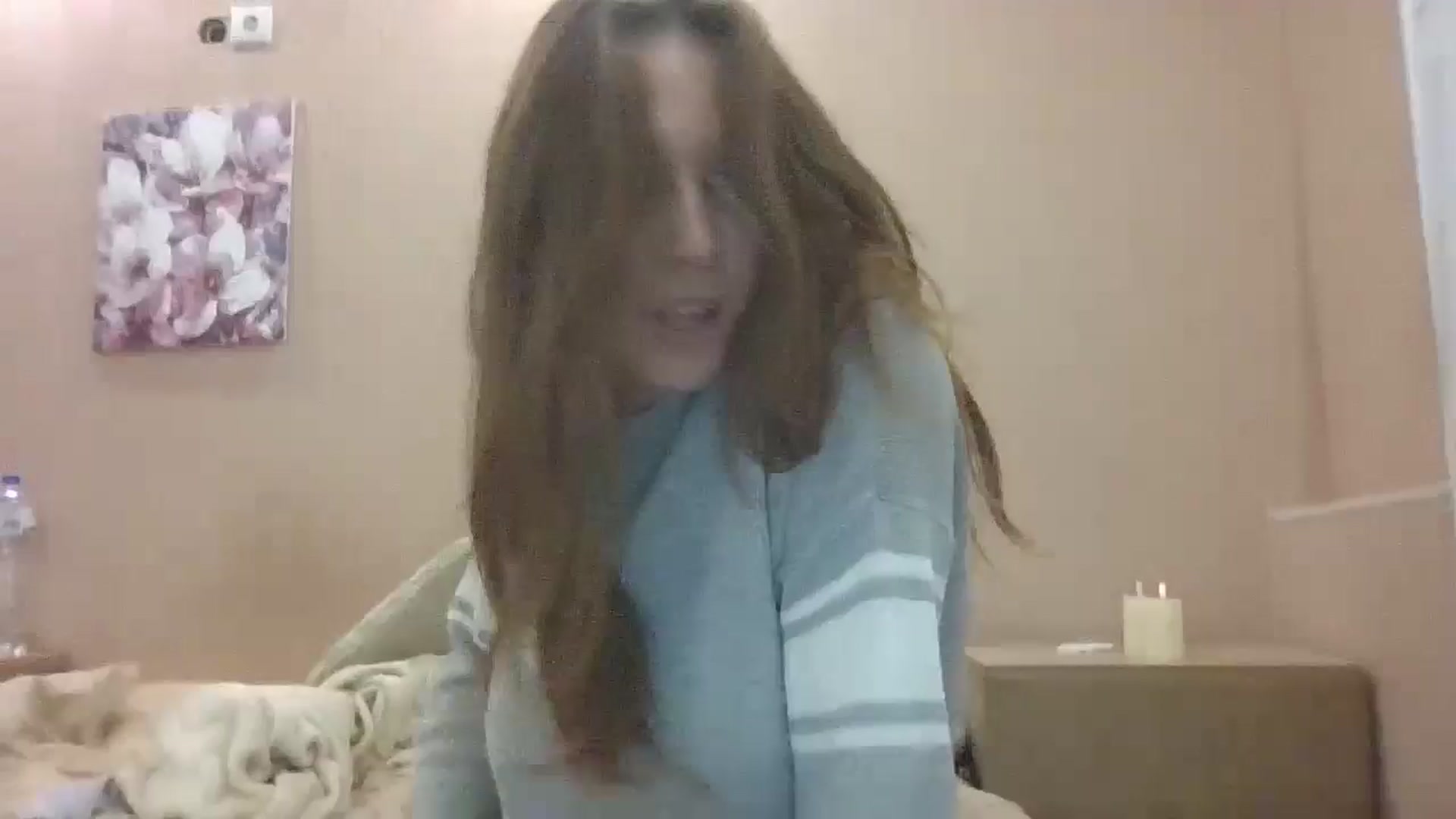 Gallery image thumbnail from HaleyReed's myfreecams stream on, 10/14/2024, 15:10 image 1 of 20