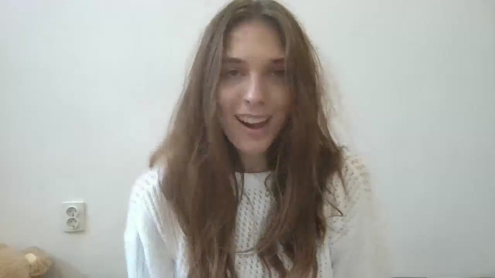 Gallery image thumbnail from HaleyReed's myfreecams stream on, 10/16/2024, 11:29 image 6 of 20
