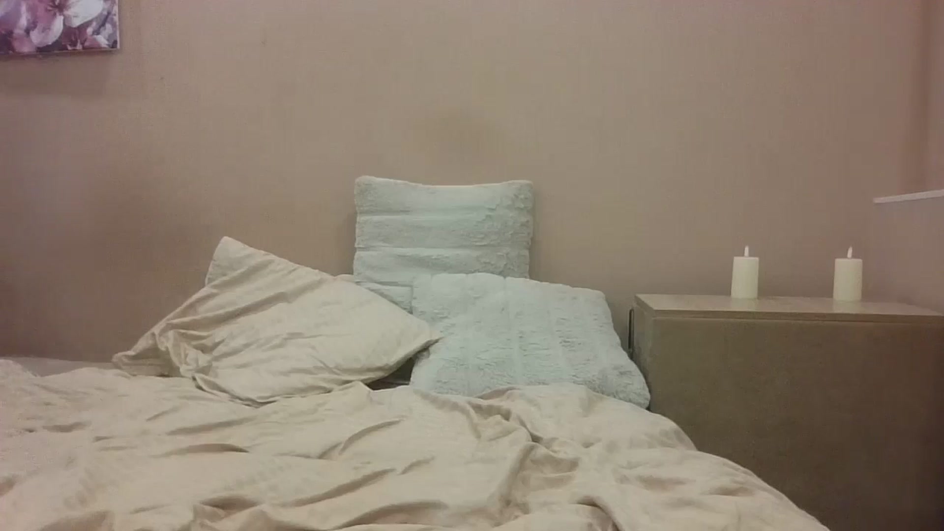 Gallery image thumbnail from HaleyReed's myfreecams stream on, 10/16/2024, 16:48 image 2 of 20