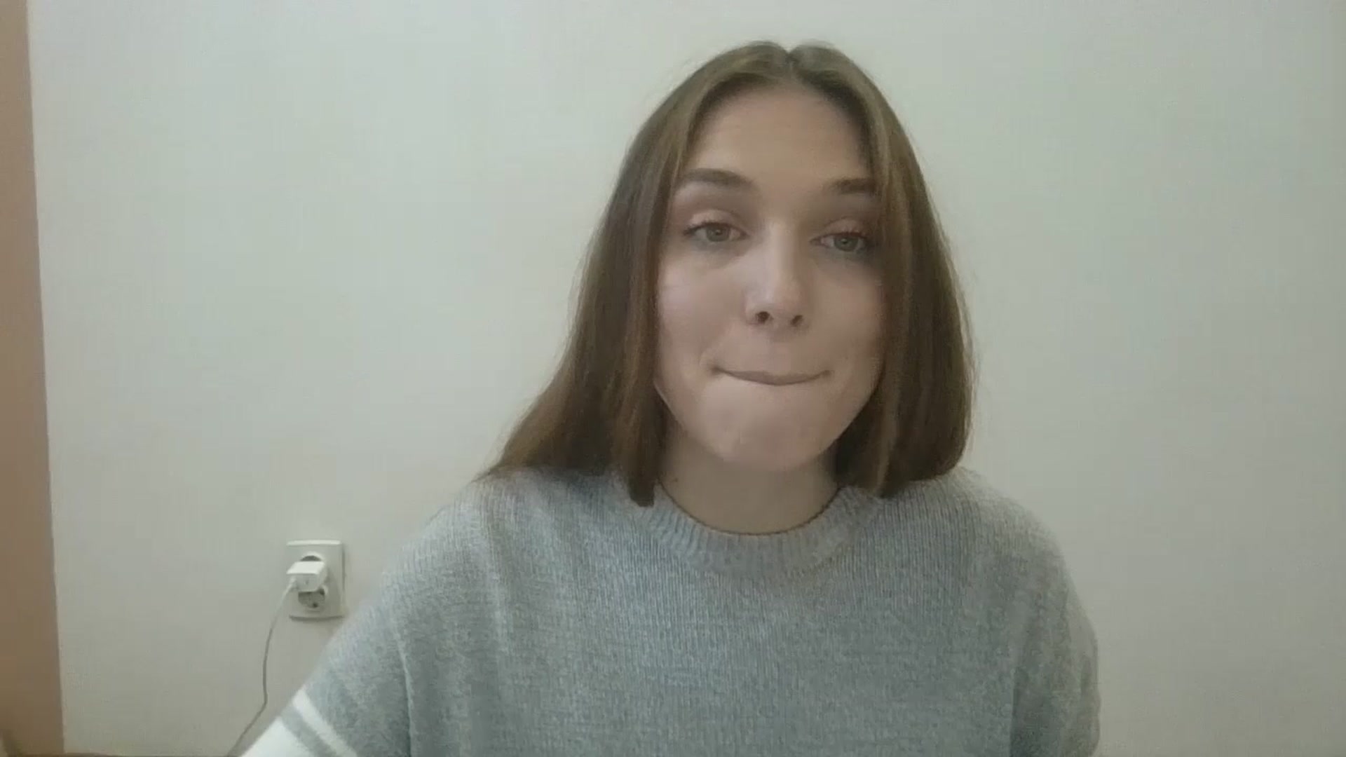 Gallery image thumbnail from HaleyReed's myfreecams stream on, 10/17/2024, 13:07 image 16 of 20