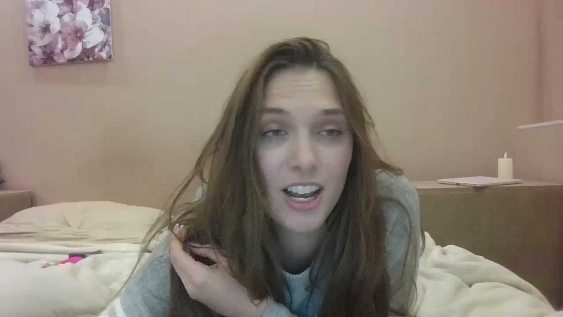 Gallery image thumbnail from HaleyReed's myfreecams stream on, 10/17/2024, 15:45 image 4 of 20