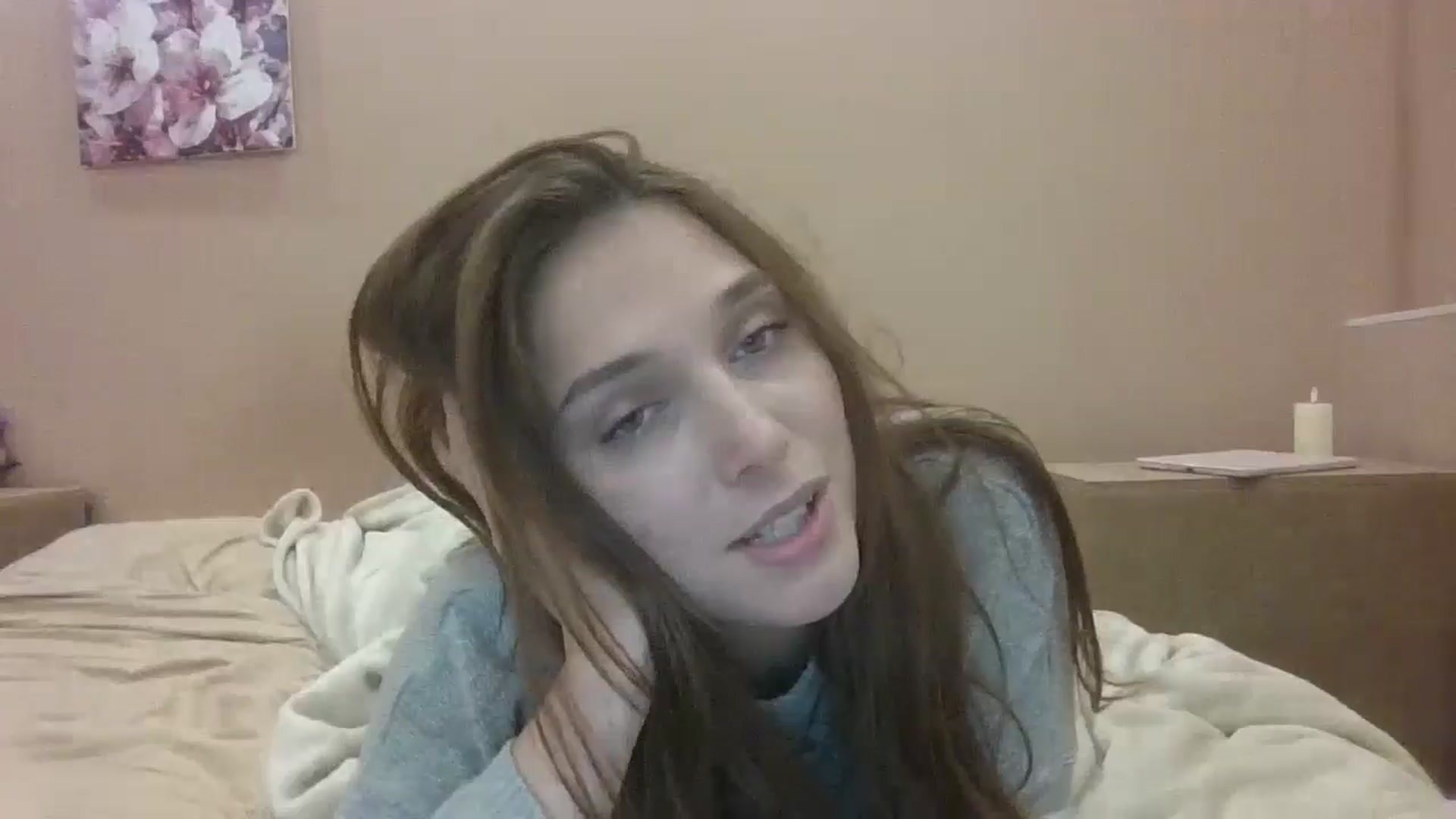 Gallery image thumbnail from HaleyReed's myfreecams stream on, 10/17/2024, 15:45 image 8 of 20