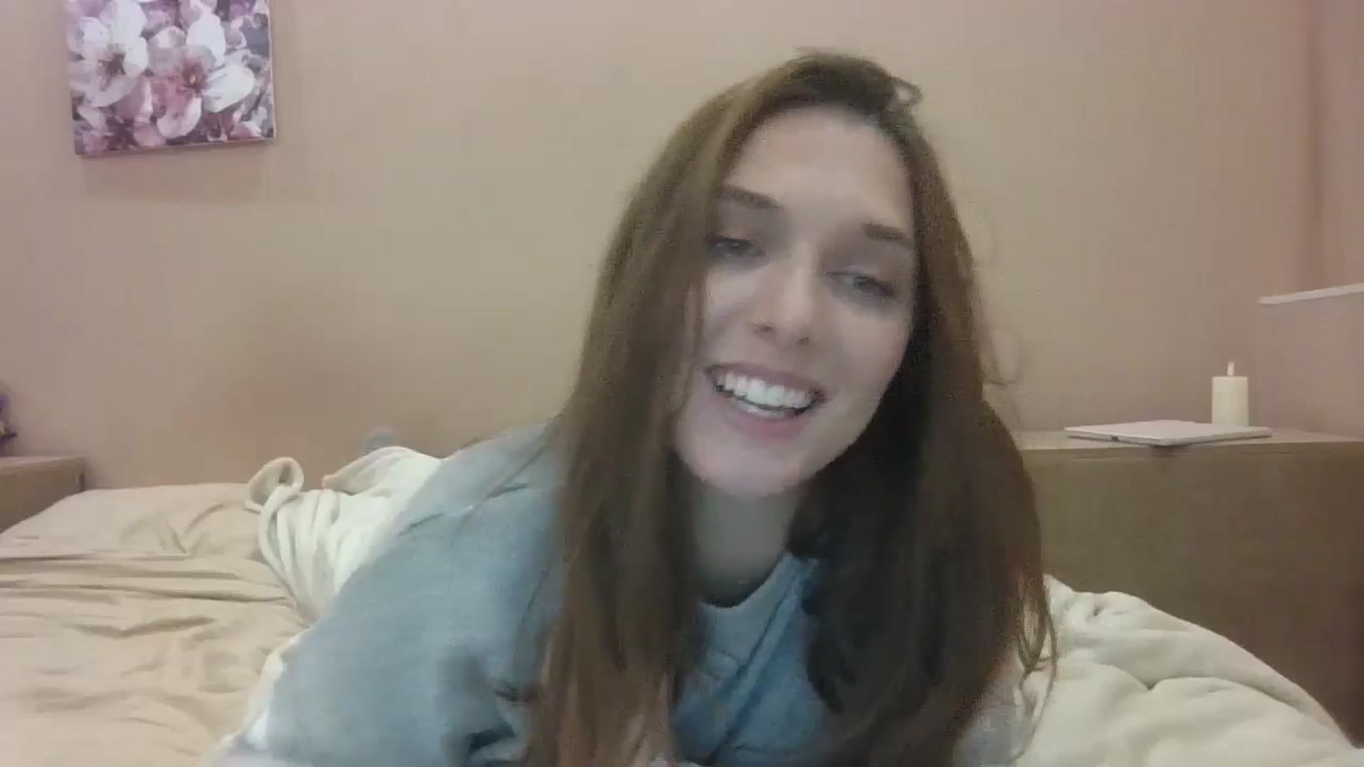 Gallery image thumbnail from HaleyReed's myfreecams stream on, 10/17/2024, 15:45 image 7 of 20