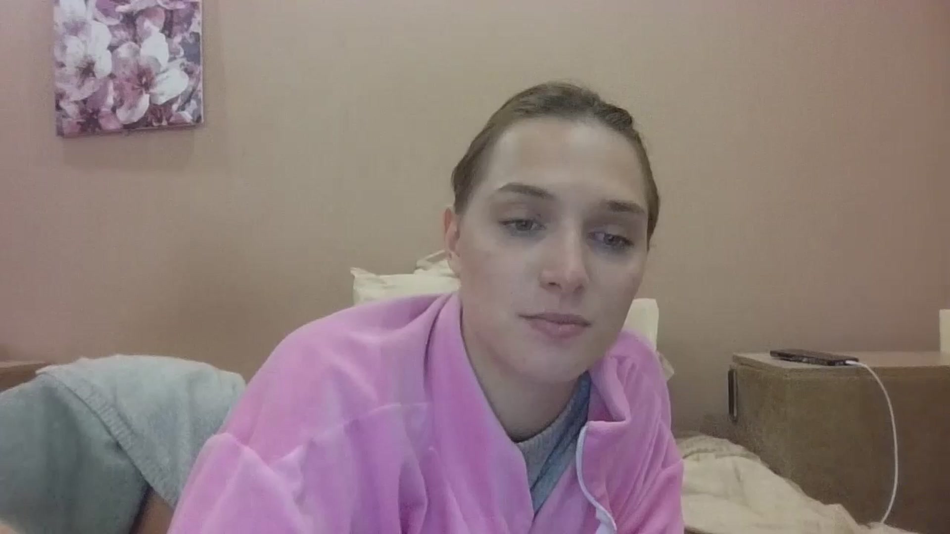 Gallery image thumbnail from HaleyReed's myfreecams stream on, 10/17/2024, 17:28 image 3 of 20
