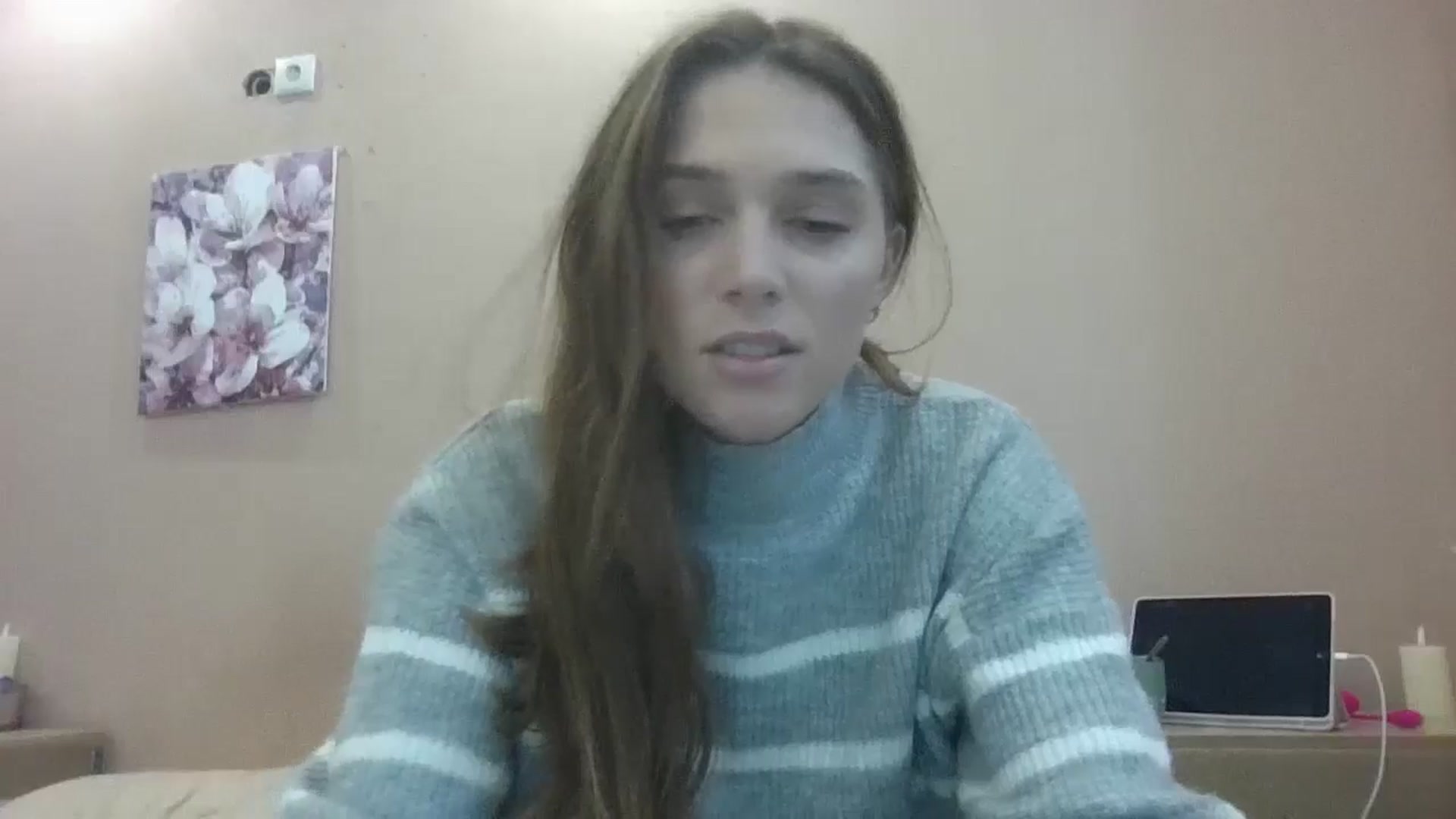 Gallery image thumbnail from HaleyReed's myfreecams stream on, 10/18/2024, 11:42 image 3 of 20