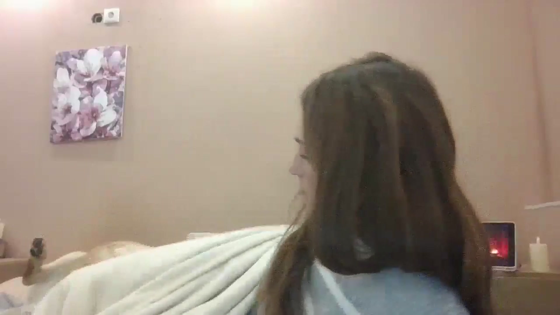 Gallery image thumbnail from HaleyReed's myfreecams stream on, 10/18/2024, 13:22 image 3 of 20