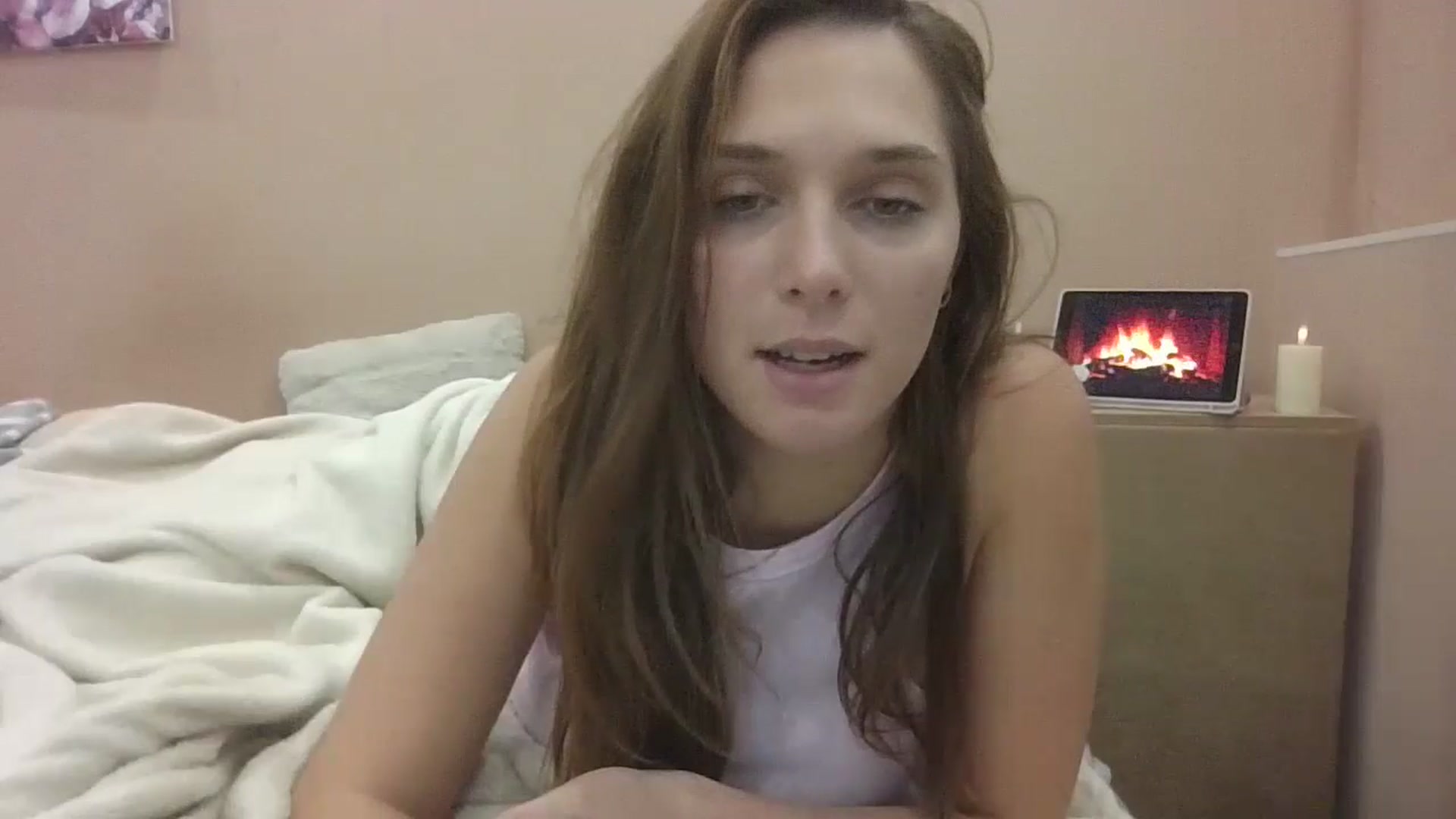 Gallery image thumbnail from HaleyReed's myfreecams stream on, 10/18/2024, 13:22 image 17 of 20