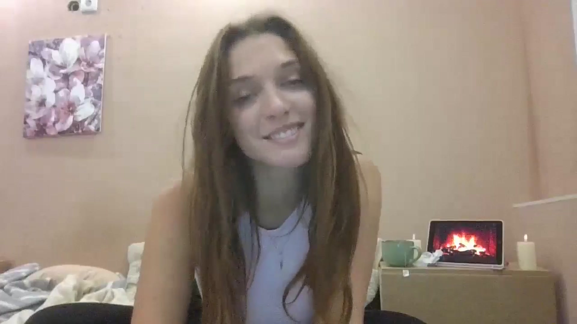 Gallery image thumbnail from HaleyReed's myfreecams stream on, 10/18/2024, 13:22 image 19 of 20