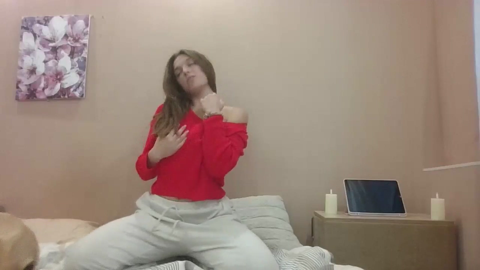 Gallery image thumbnail from HaleyReed's myfreecams stream on, 10/20/2024, 14:05 image 5 of 20