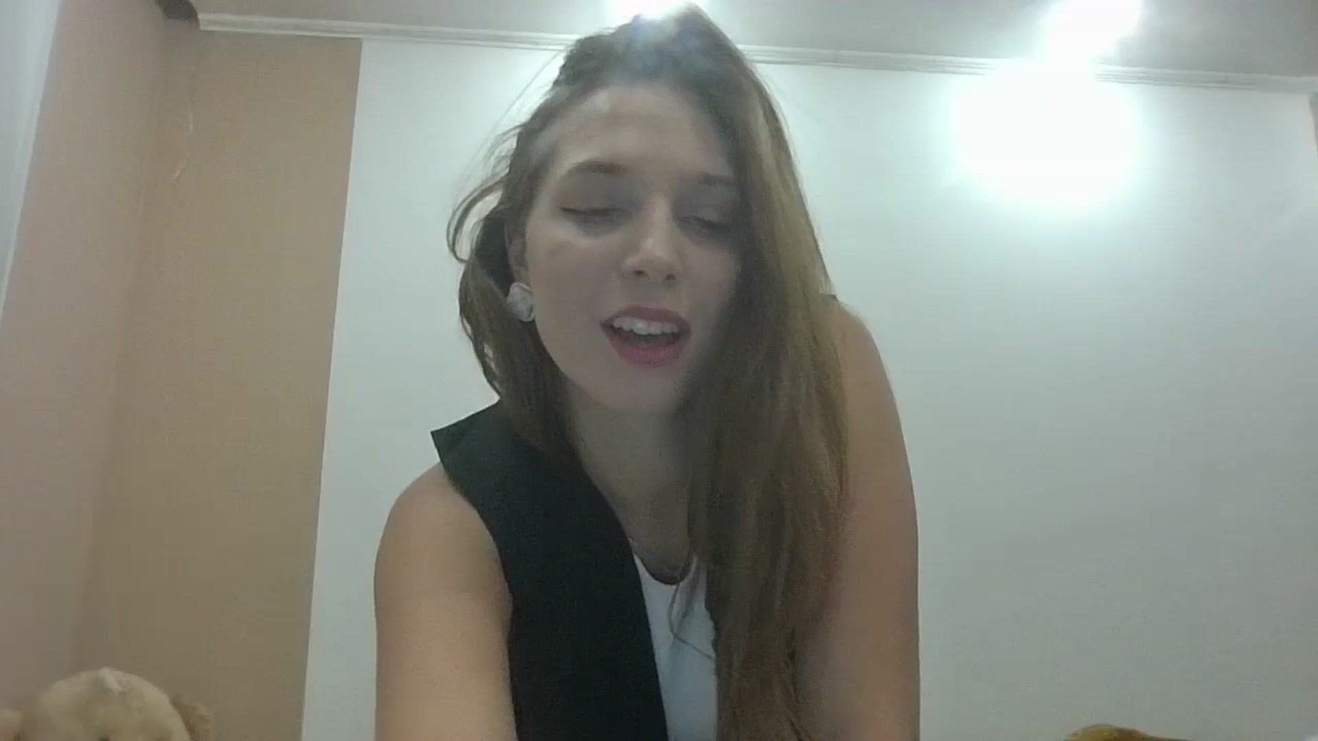 Gallery image thumbnail from HaleyReed's myfreecams stream on, 10/20/2024, 15:24 image 12 of 20