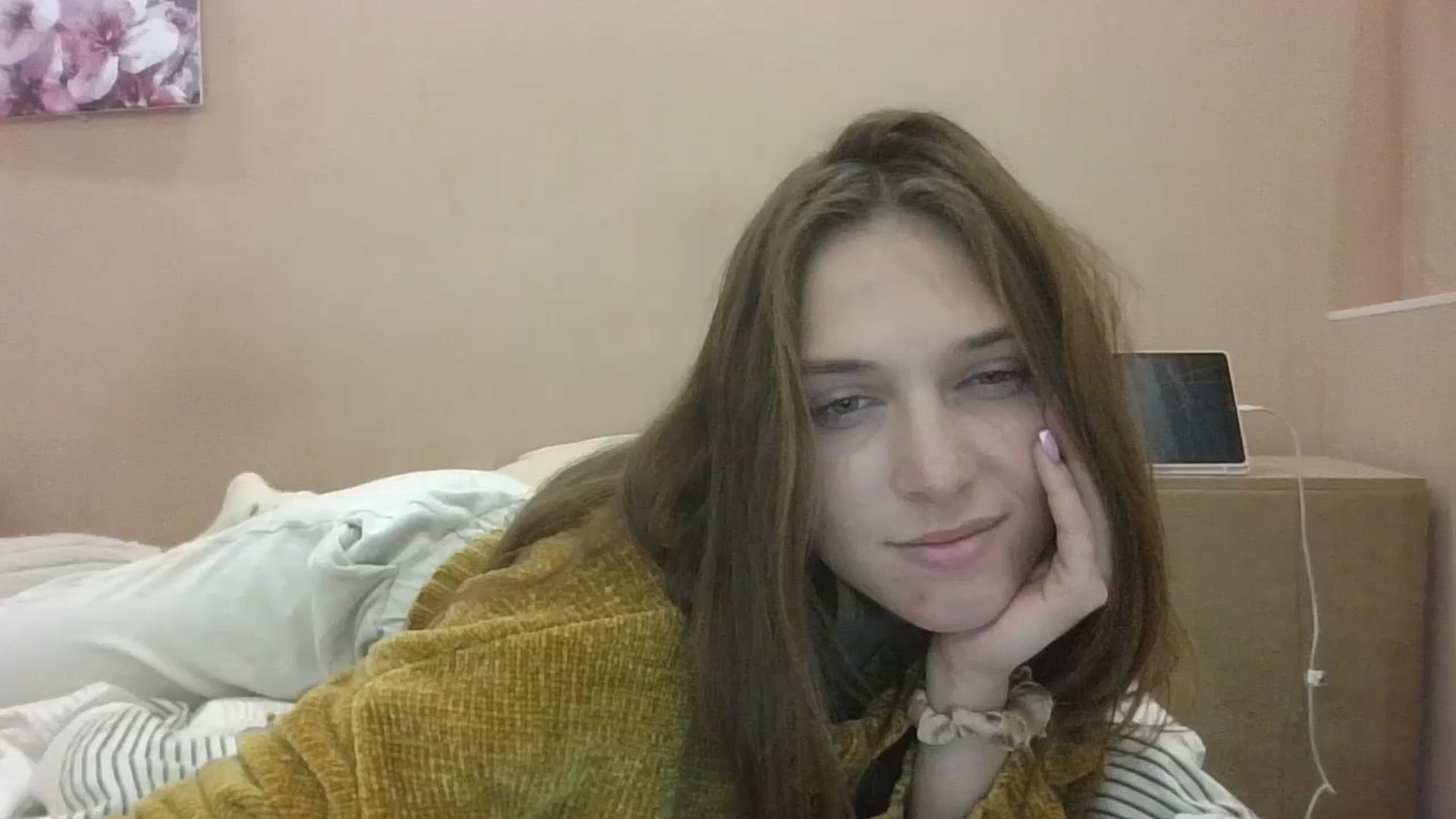Gallery image thumbnail from HaleyReed's myfreecams stream on, 10/20/2024, 15:24 image 5 of 20