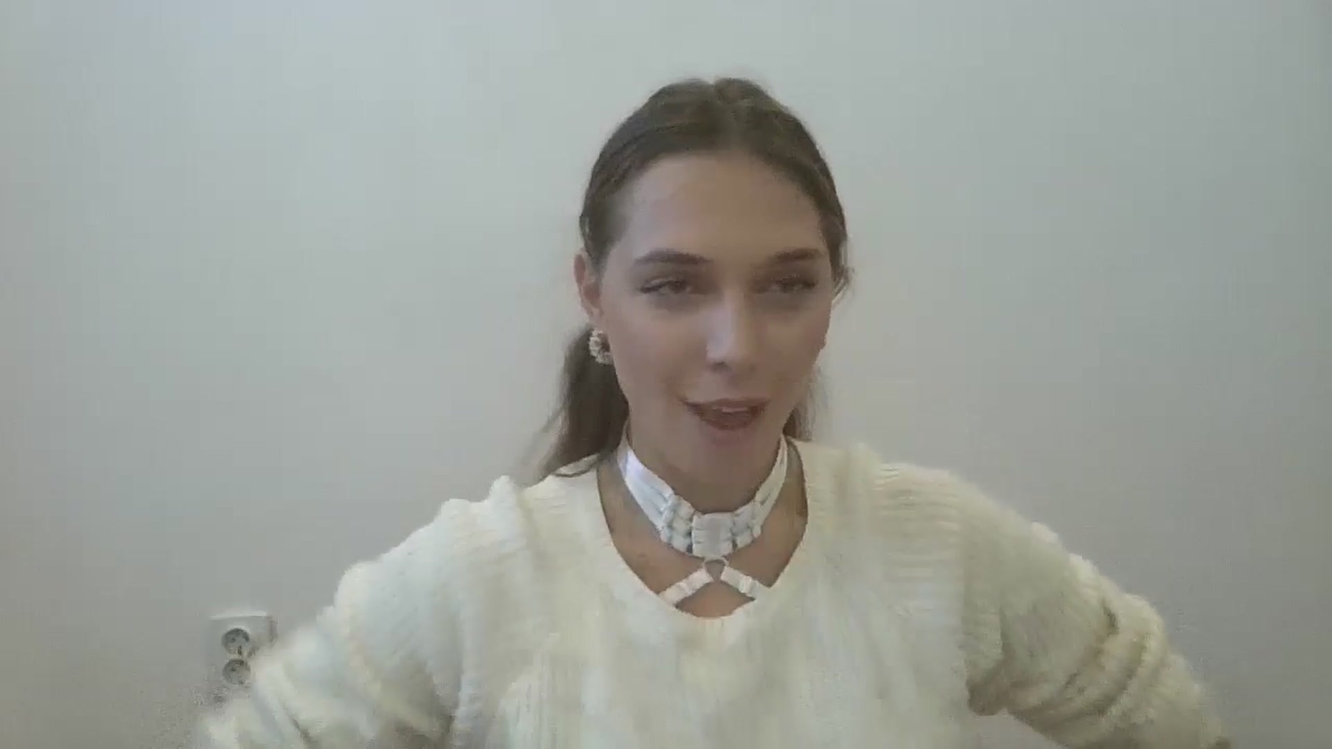 Gallery image thumbnail from HaleyReed's myfreecams stream on, 10/21/2024, 11:12 image 18 of 20