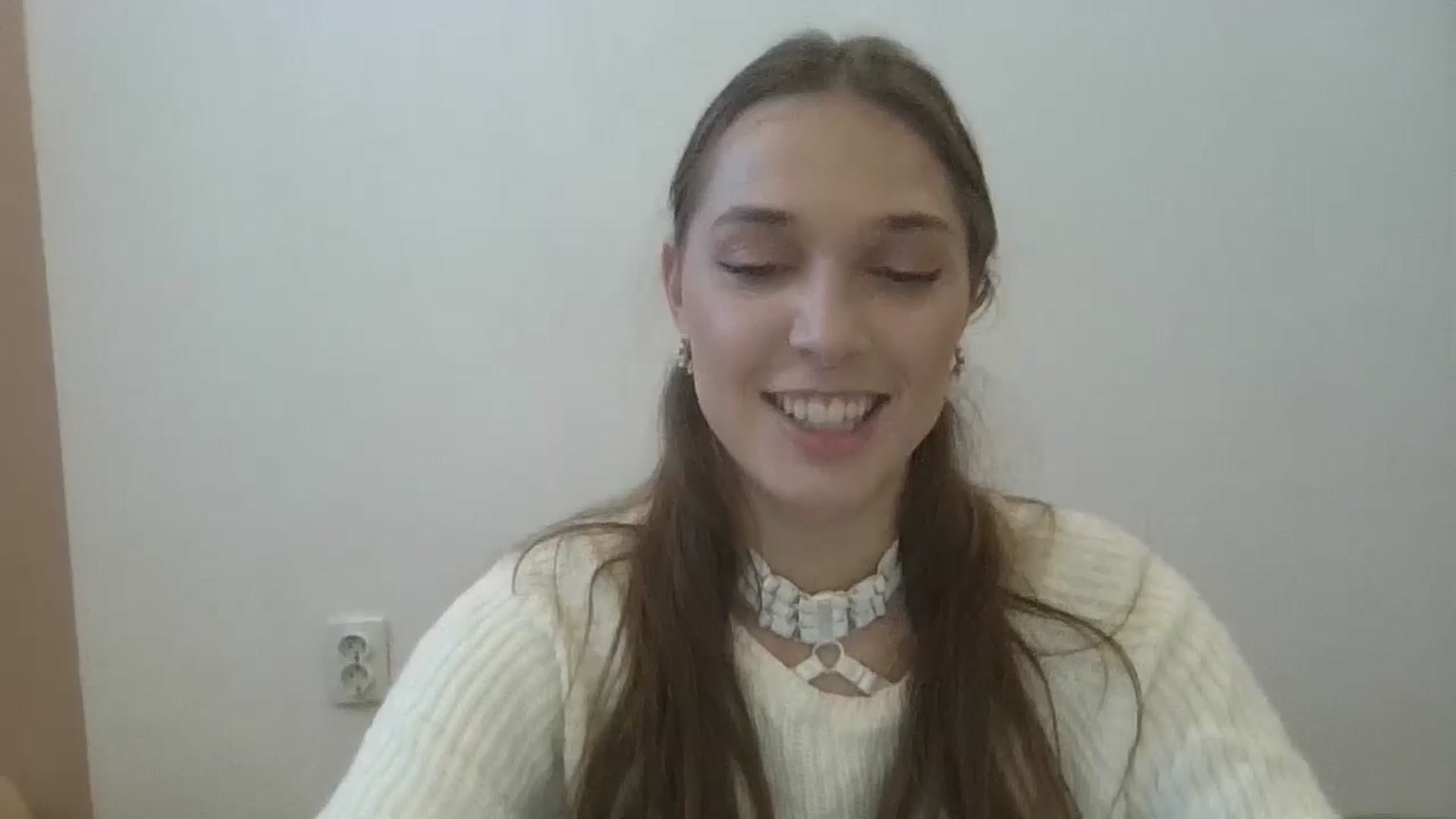 Gallery image thumbnail from HaleyReed's myfreecams stream on, 10/21/2024, 11:12 image 5 of 20