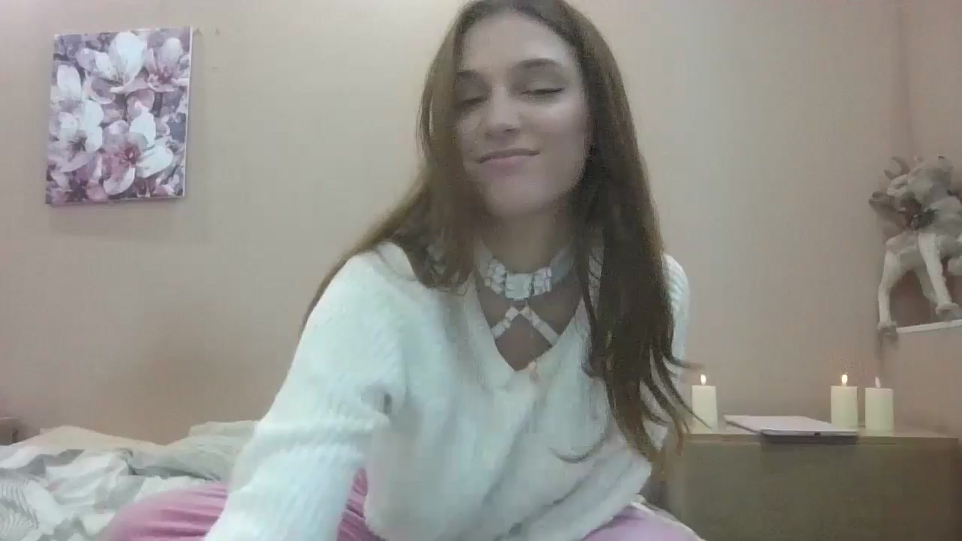 Gallery image thumbnail from HaleyReed's myfreecams stream on, 10/21/2024, 12:03 image 15 of 20