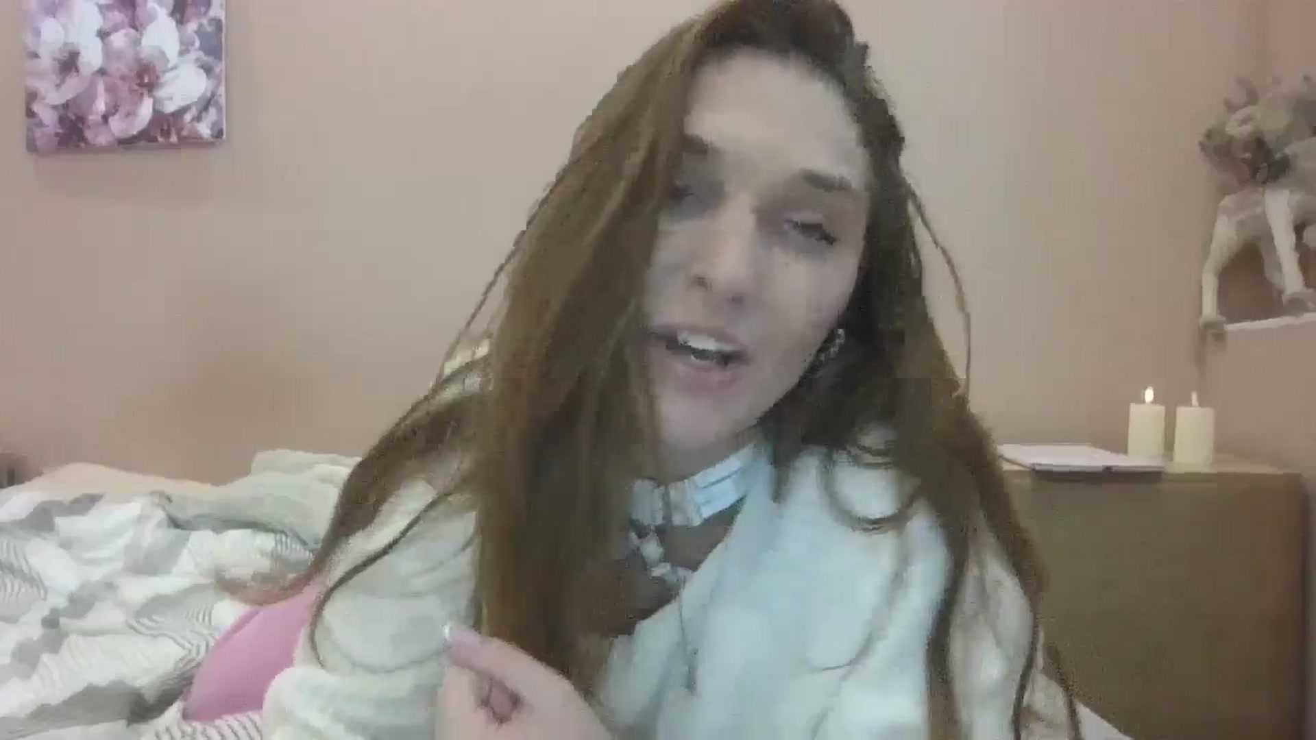 Gallery image thumbnail from HaleyReed's myfreecams stream on, 10/21/2024, 12:03 image 16 of 20