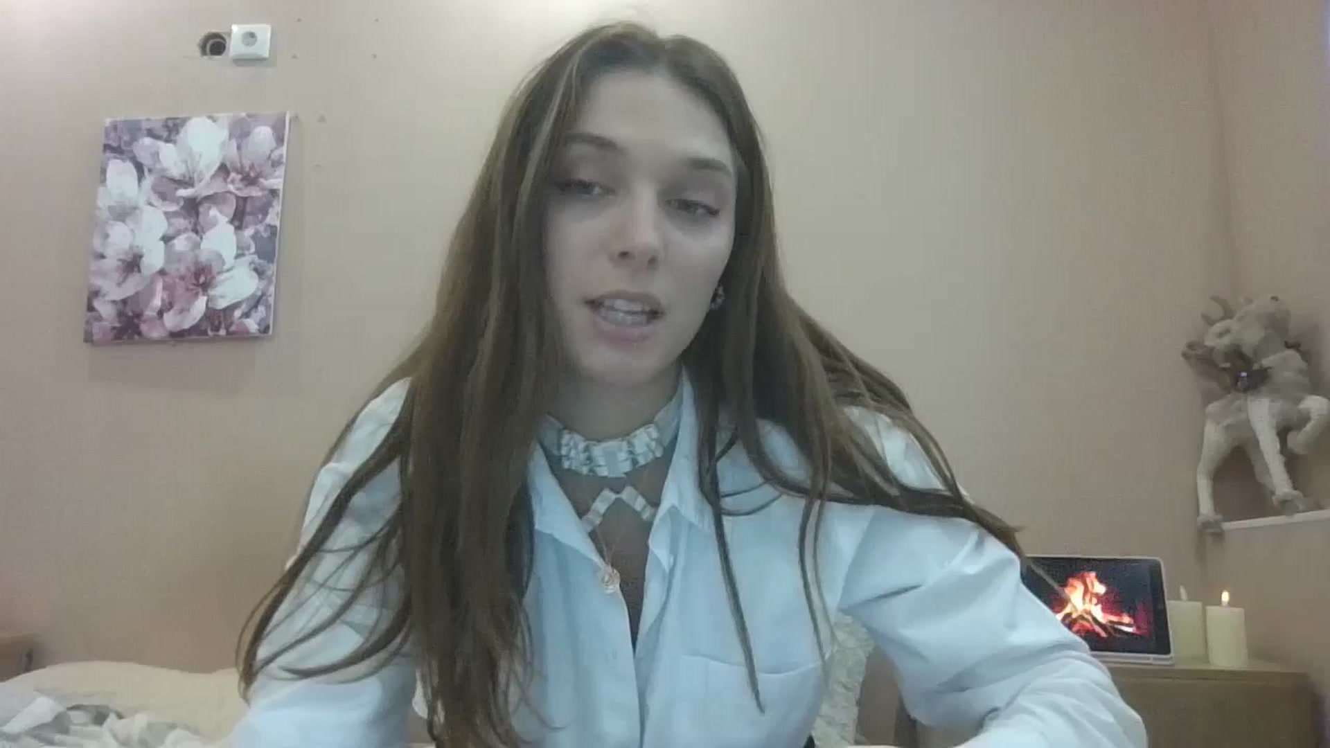 Gallery image thumbnail from HaleyReed's myfreecams stream on, 10/21/2024, 12:57 image 5 of 20